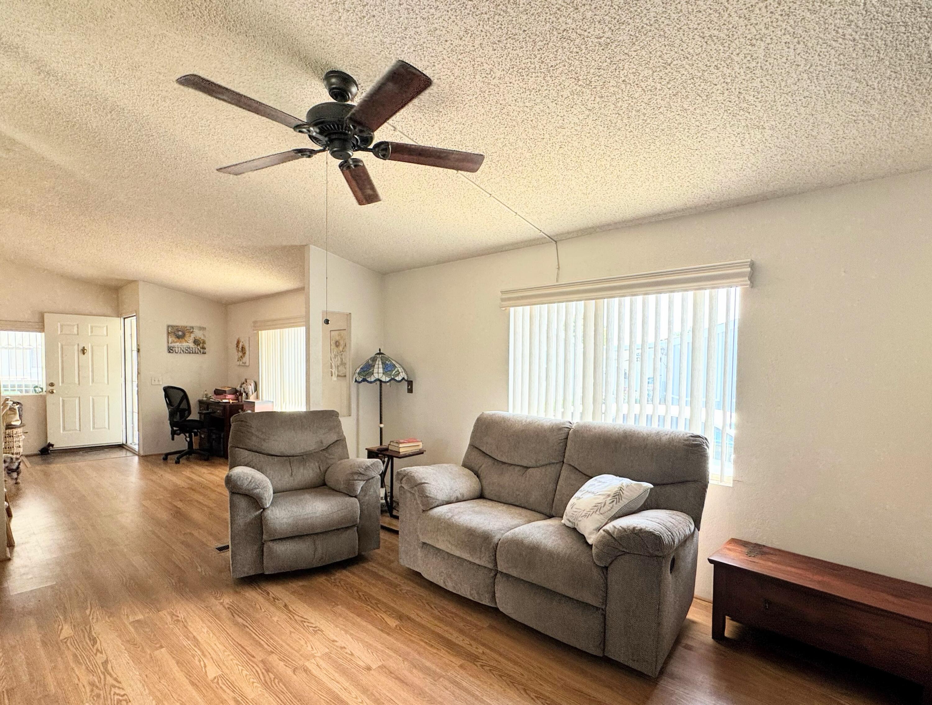 1095 W Mccoy Ln, Santa Maria, CA 93455