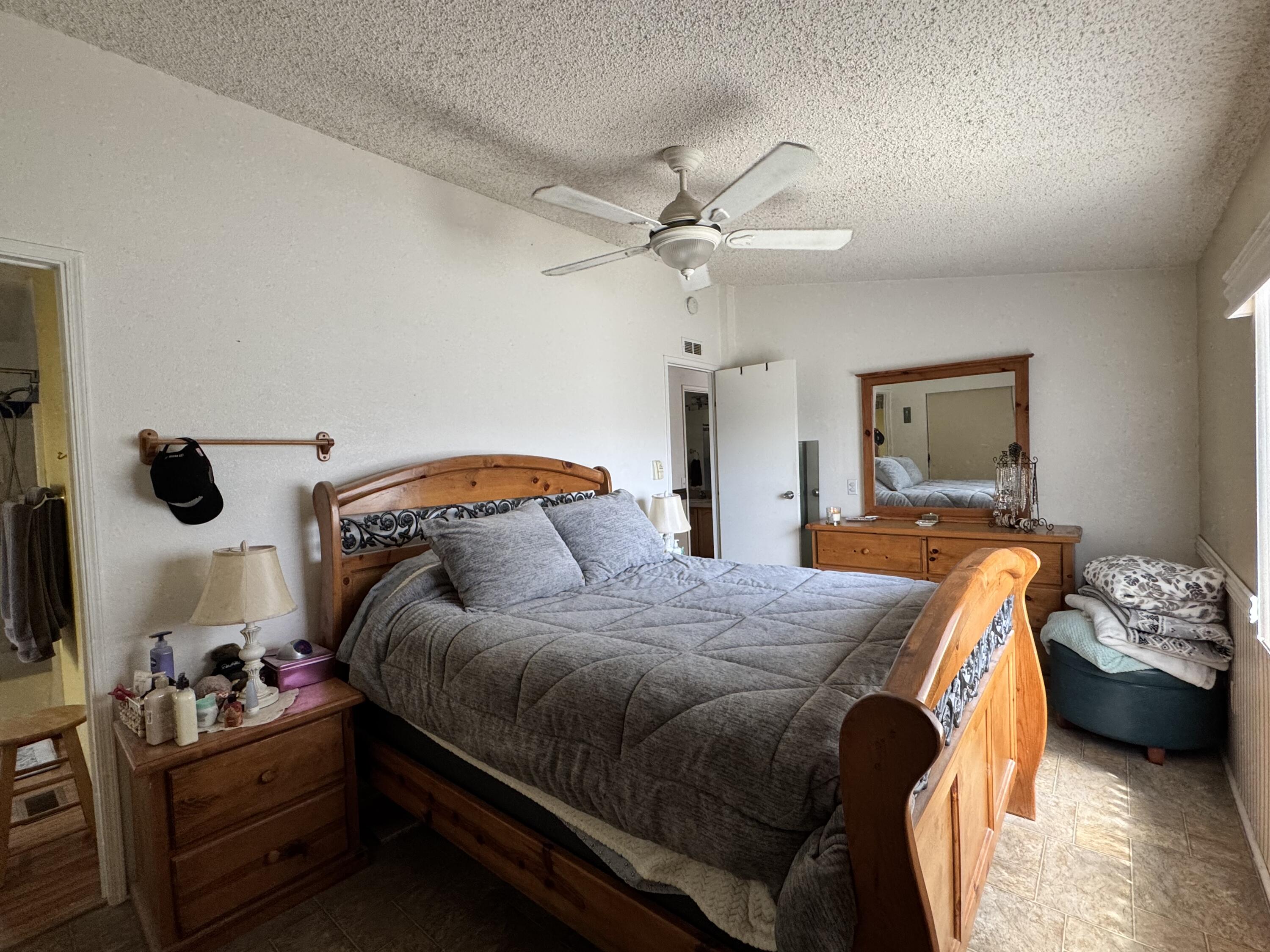 1095 W Mccoy Ln, Santa Maria, CA 93455