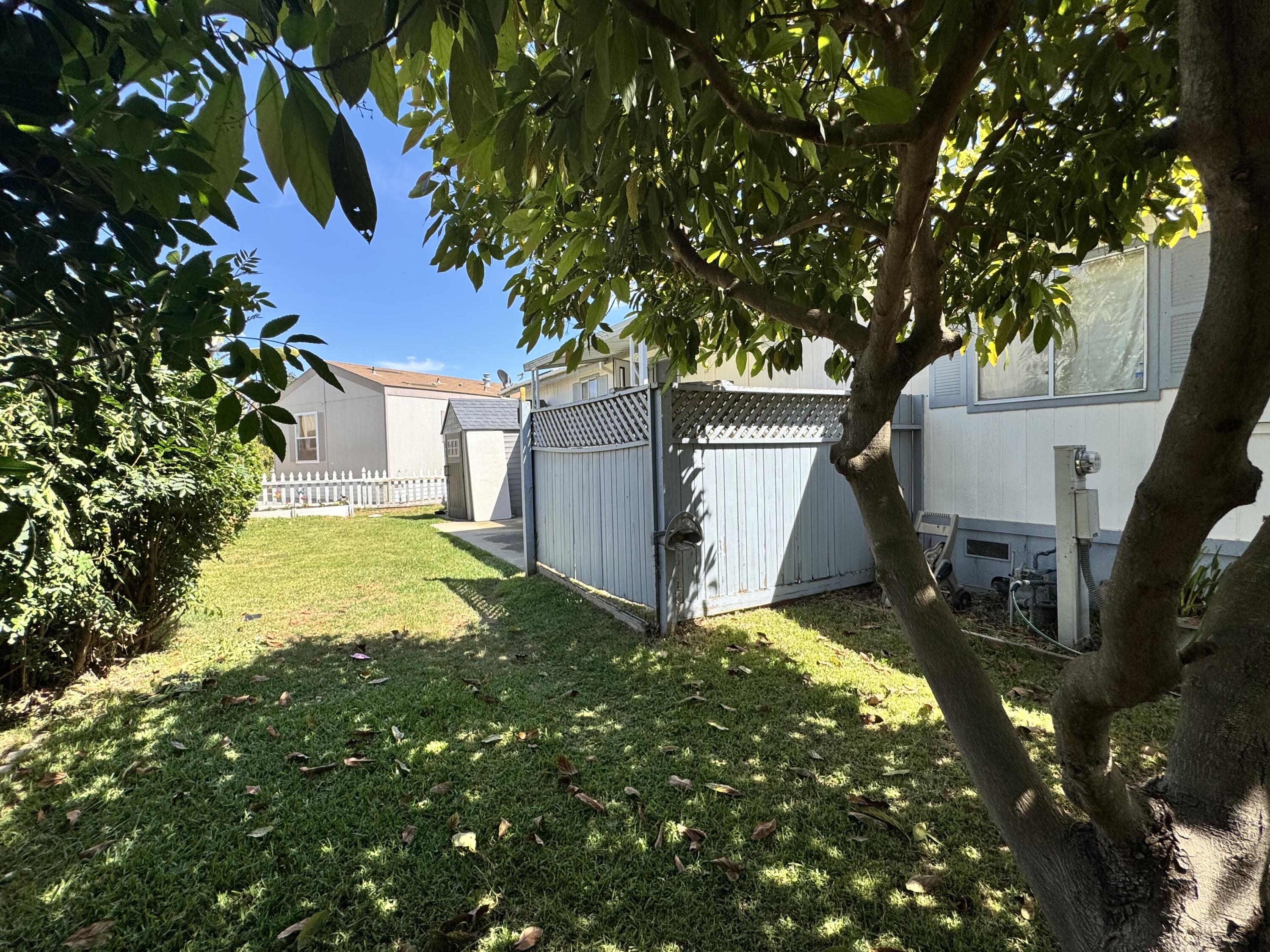 1095 W Mccoy Ln, Santa Maria, CA 93455