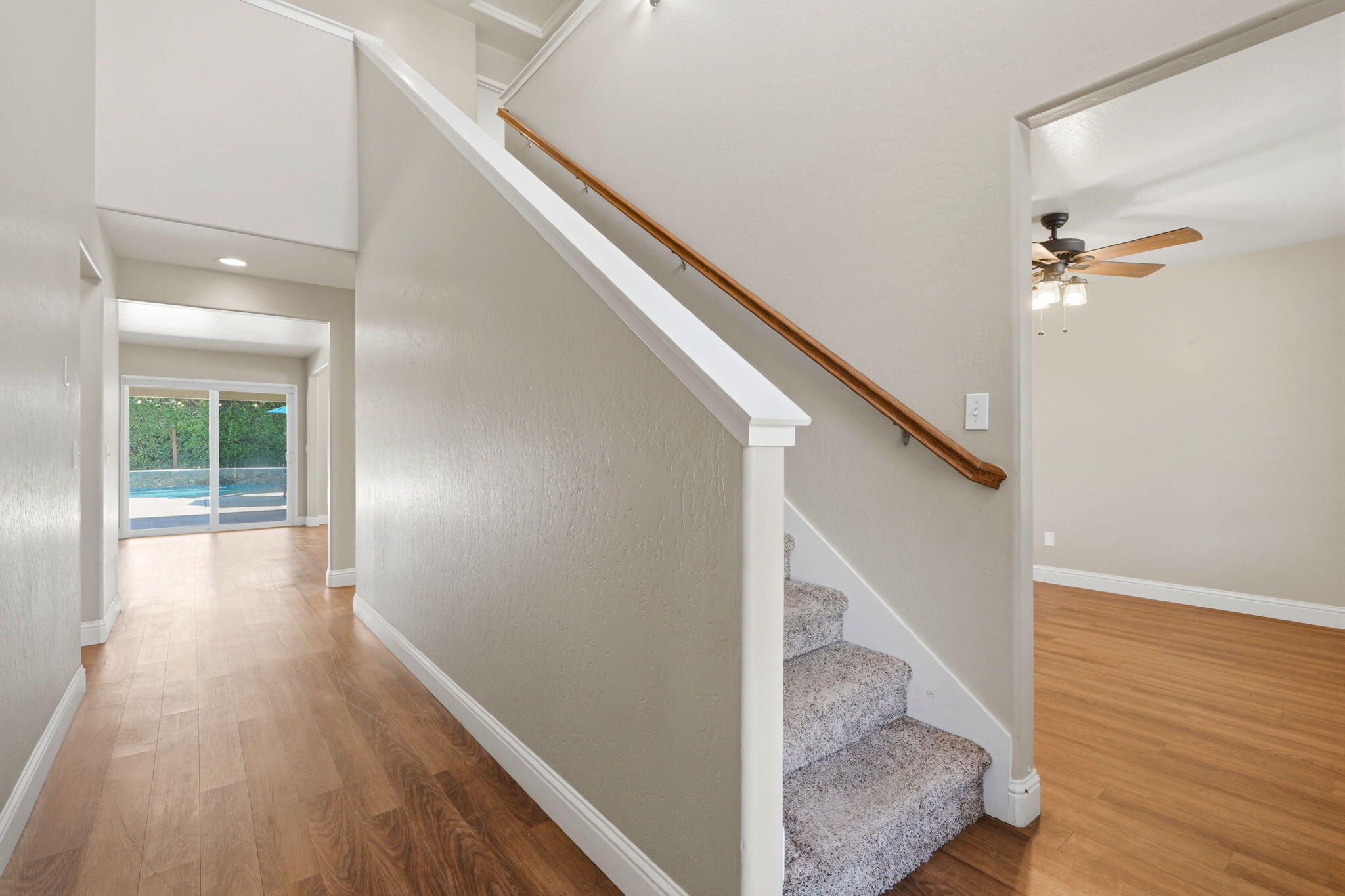 947 W Elkhorn, Visalia, CA 93277