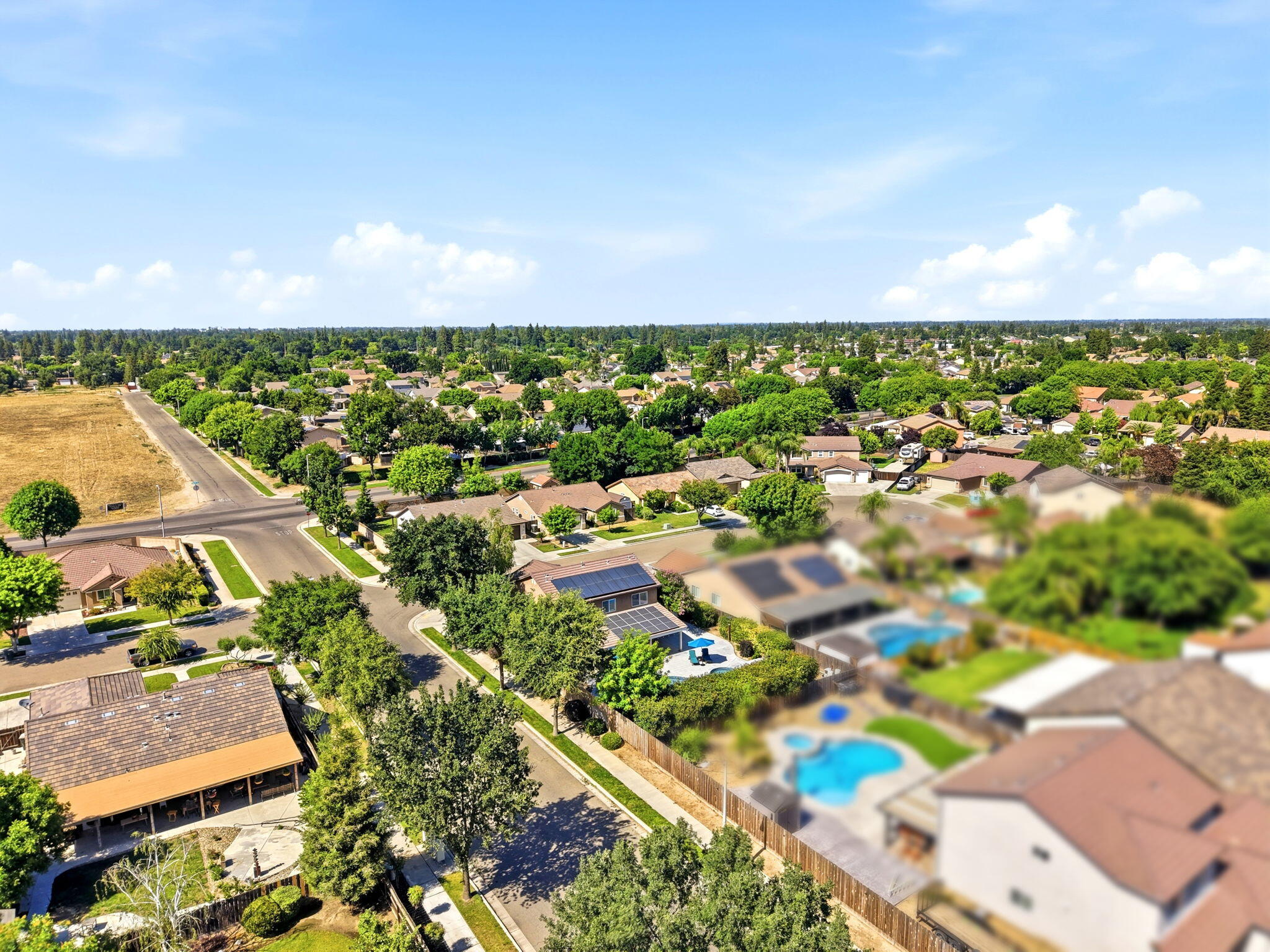 947 W Elkhorn, Visalia, CA 93277