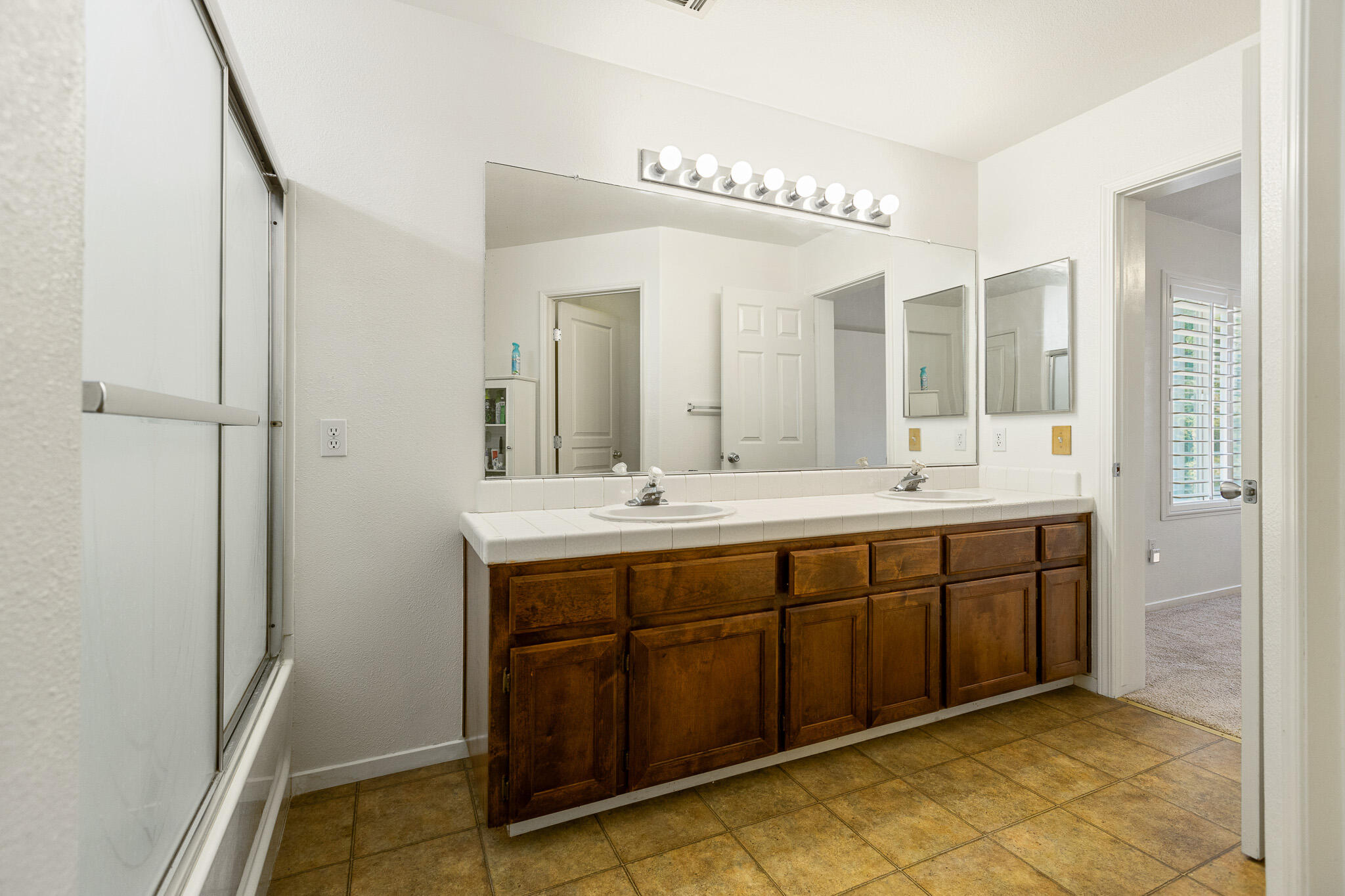 4218 W Redding Ave, Visalia, CA 93277