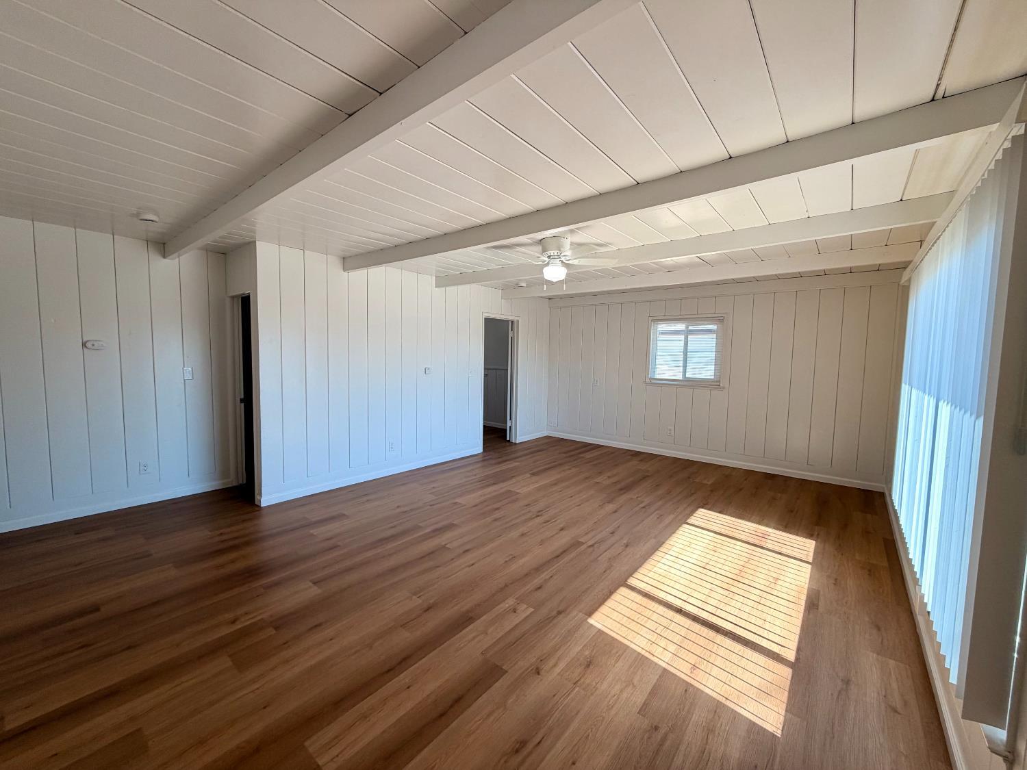 21225 S Feland Ave, Riverdale, CA 93656