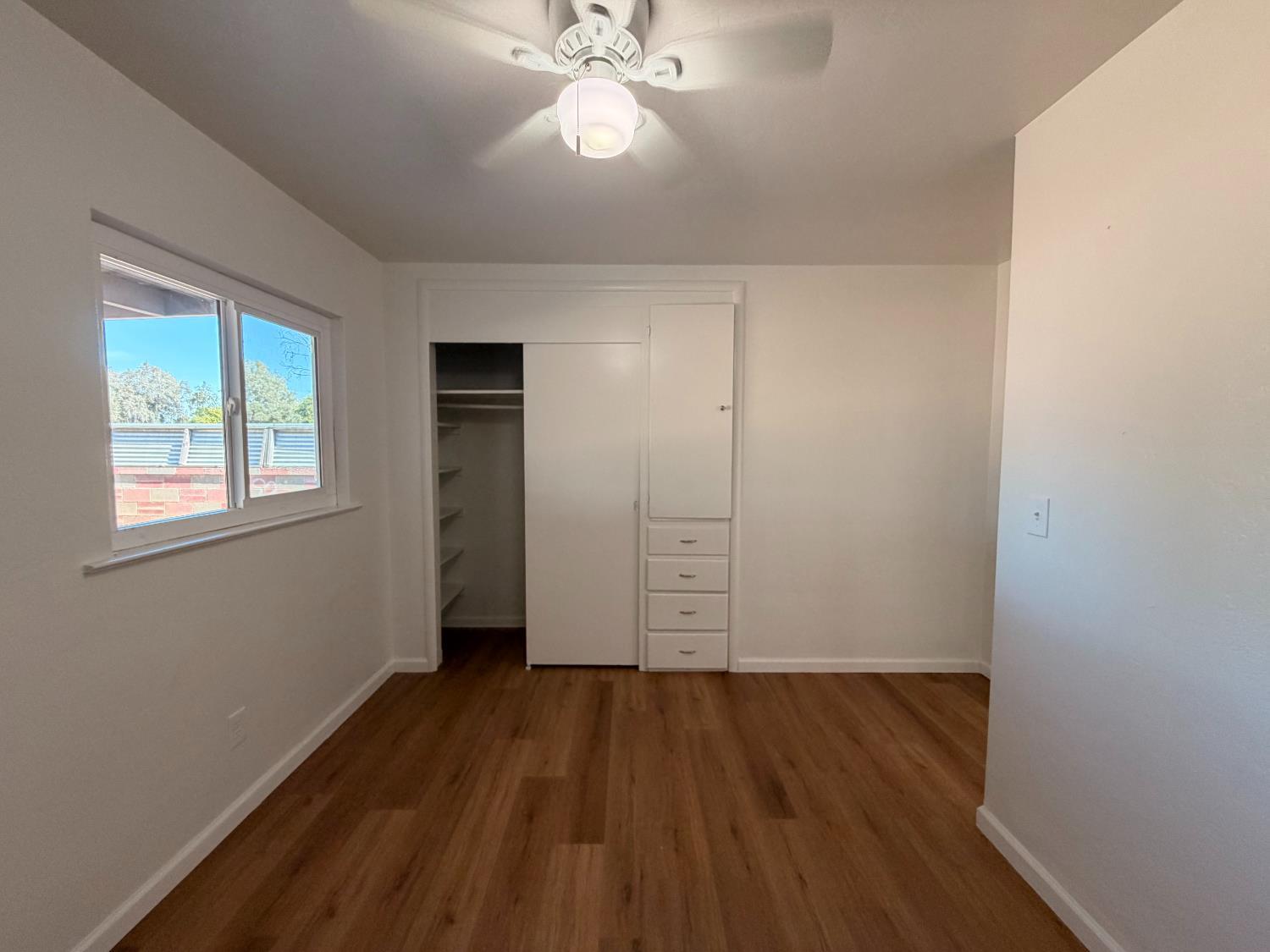 21225 S Feland Ave, Riverdale, CA 93656