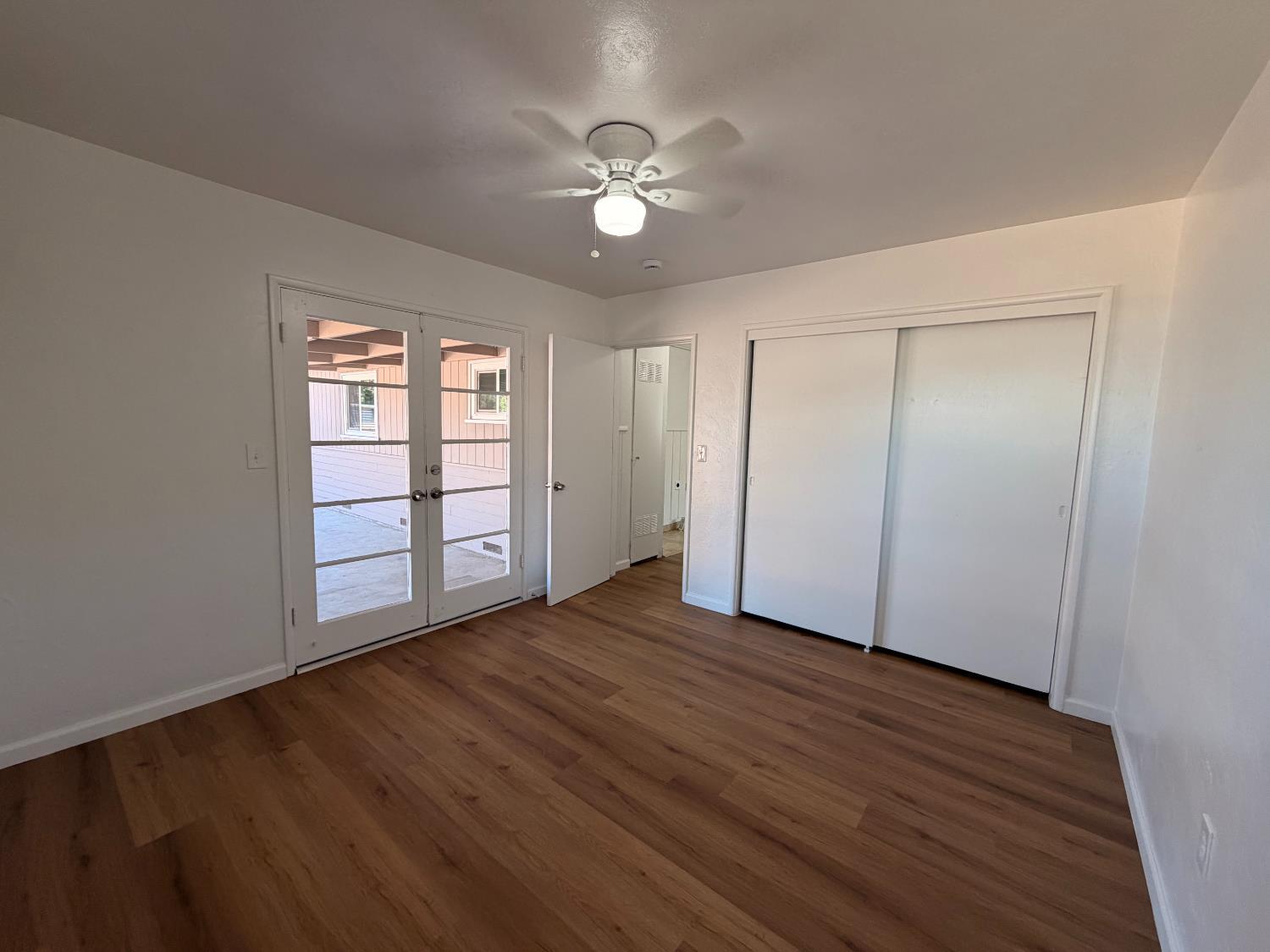 21225 S Feland Ave, Riverdale, CA 93656