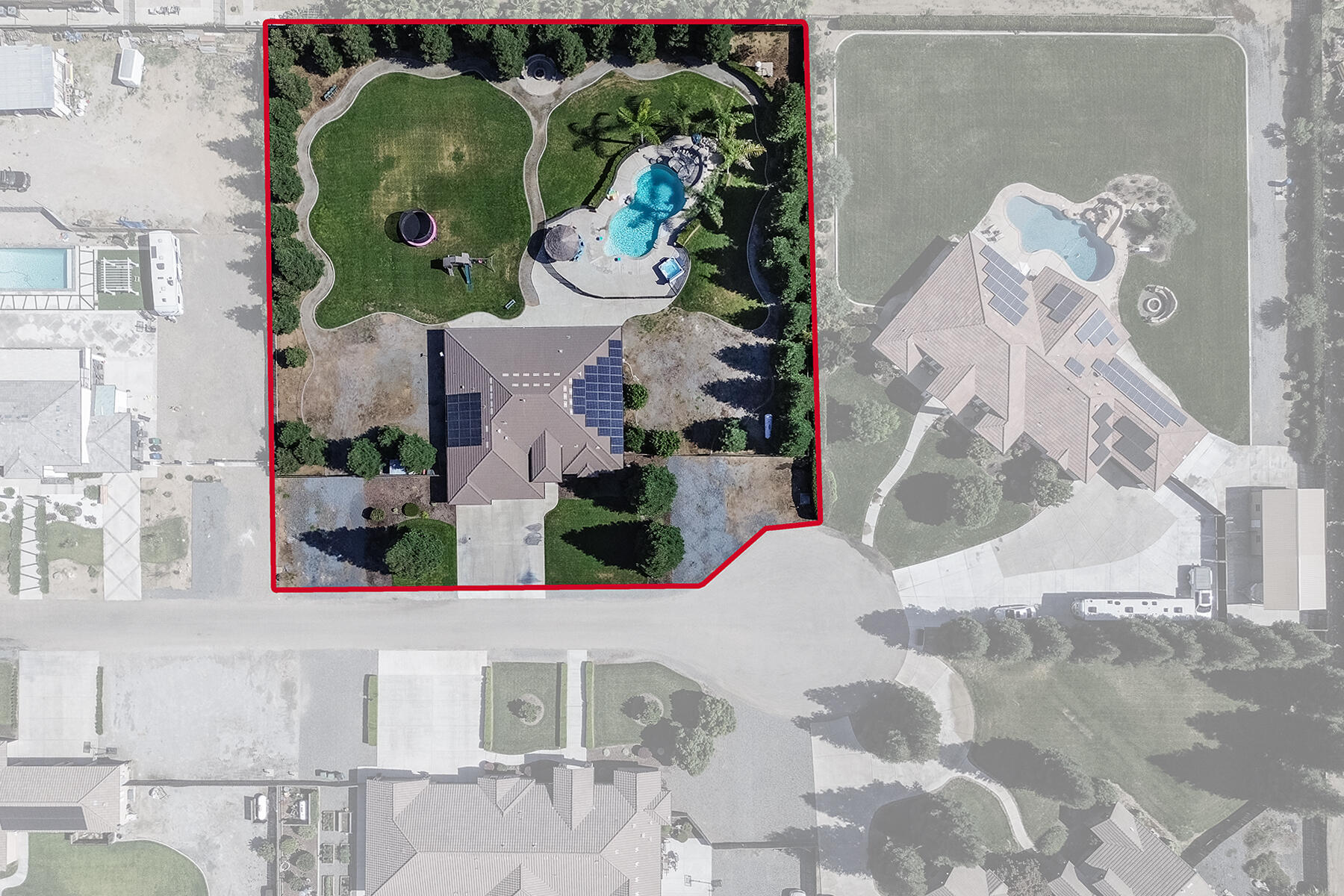 2208 W Benton Ct, Exeter, CA 93221