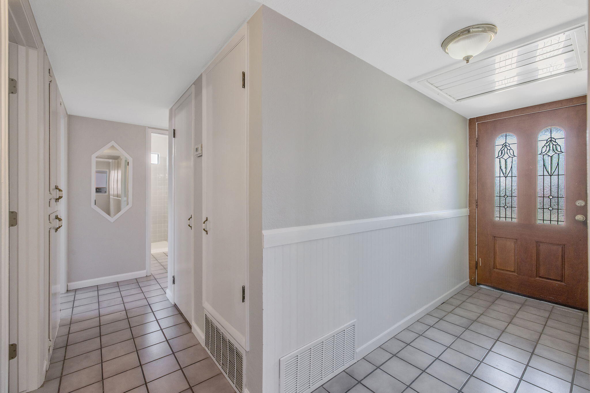 3325 W Laurel Ave, Visalia, CA 93277