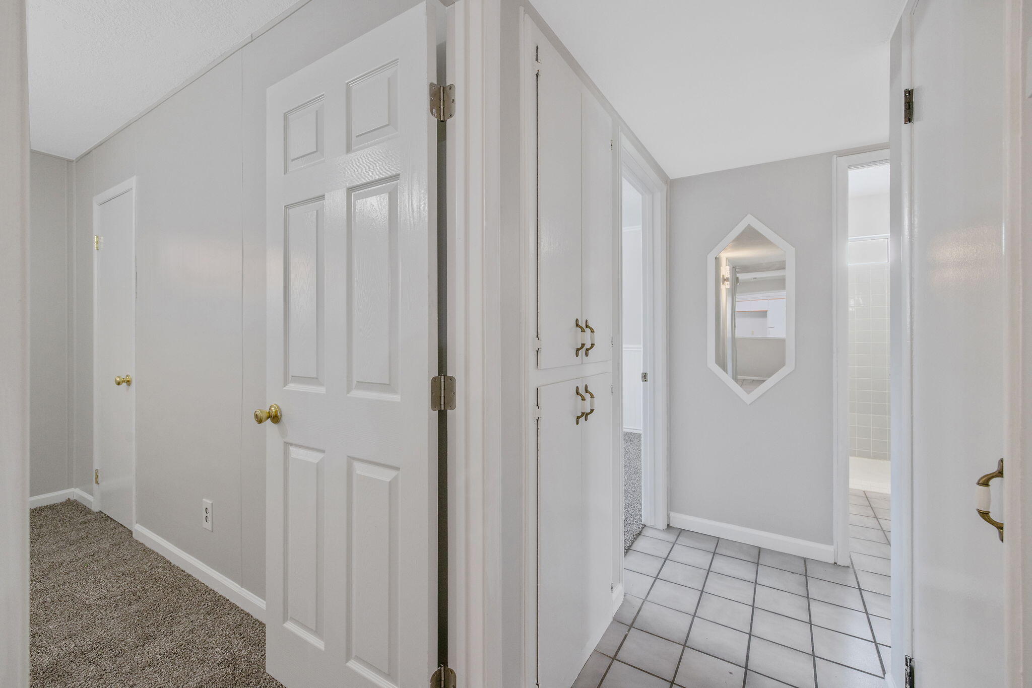 3325 W Laurel Ave, Visalia, CA 93277