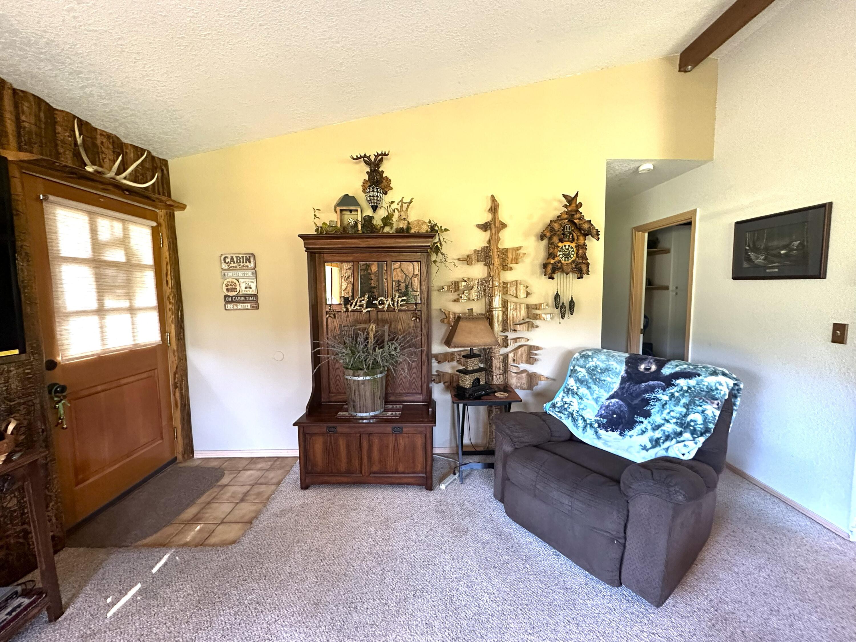 45288 Manter Meadow Dr, California Hot Springs, CA 93207