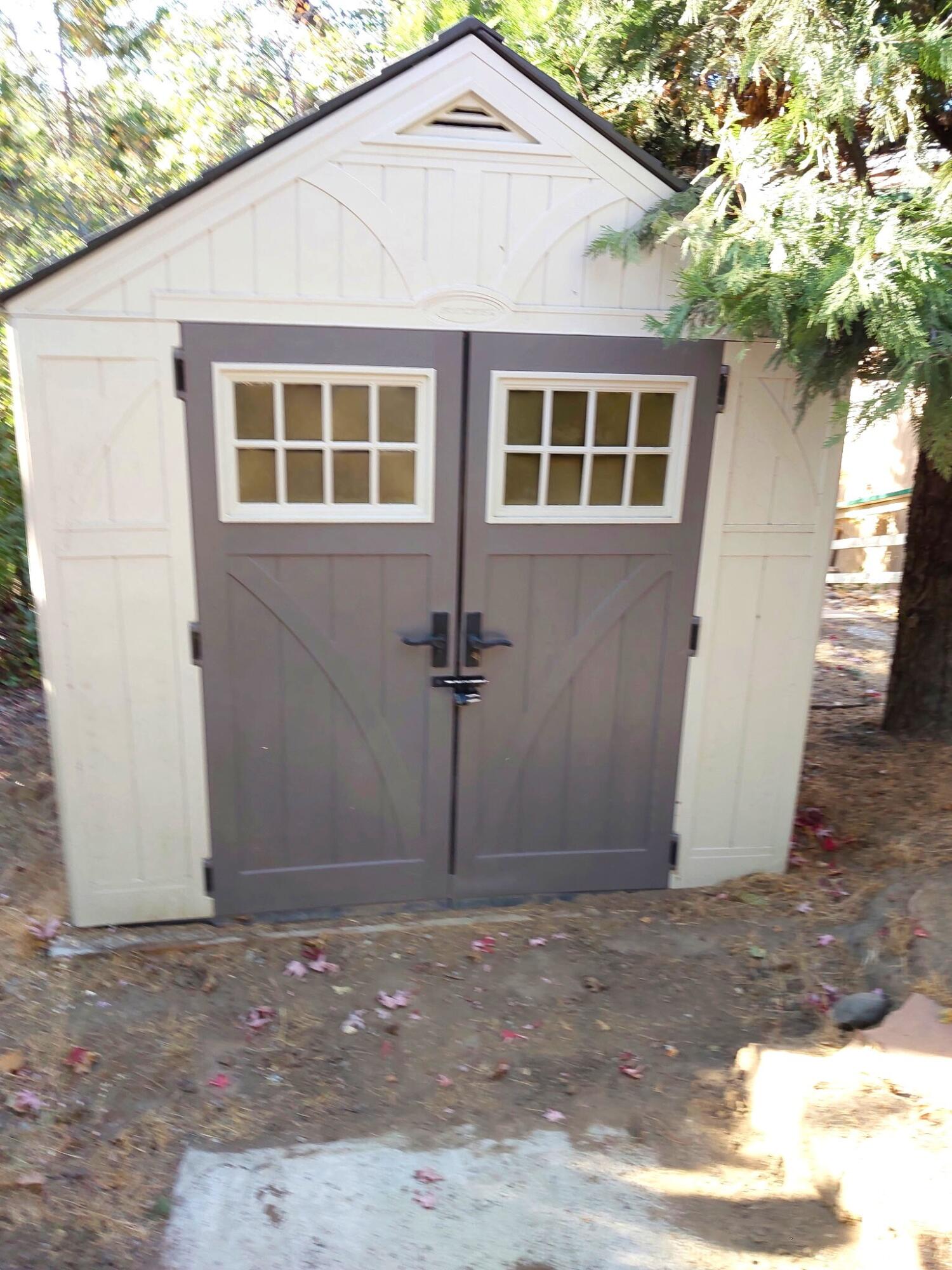 45288 Manter Meadow Dr, California Hot Springs, CA 93207