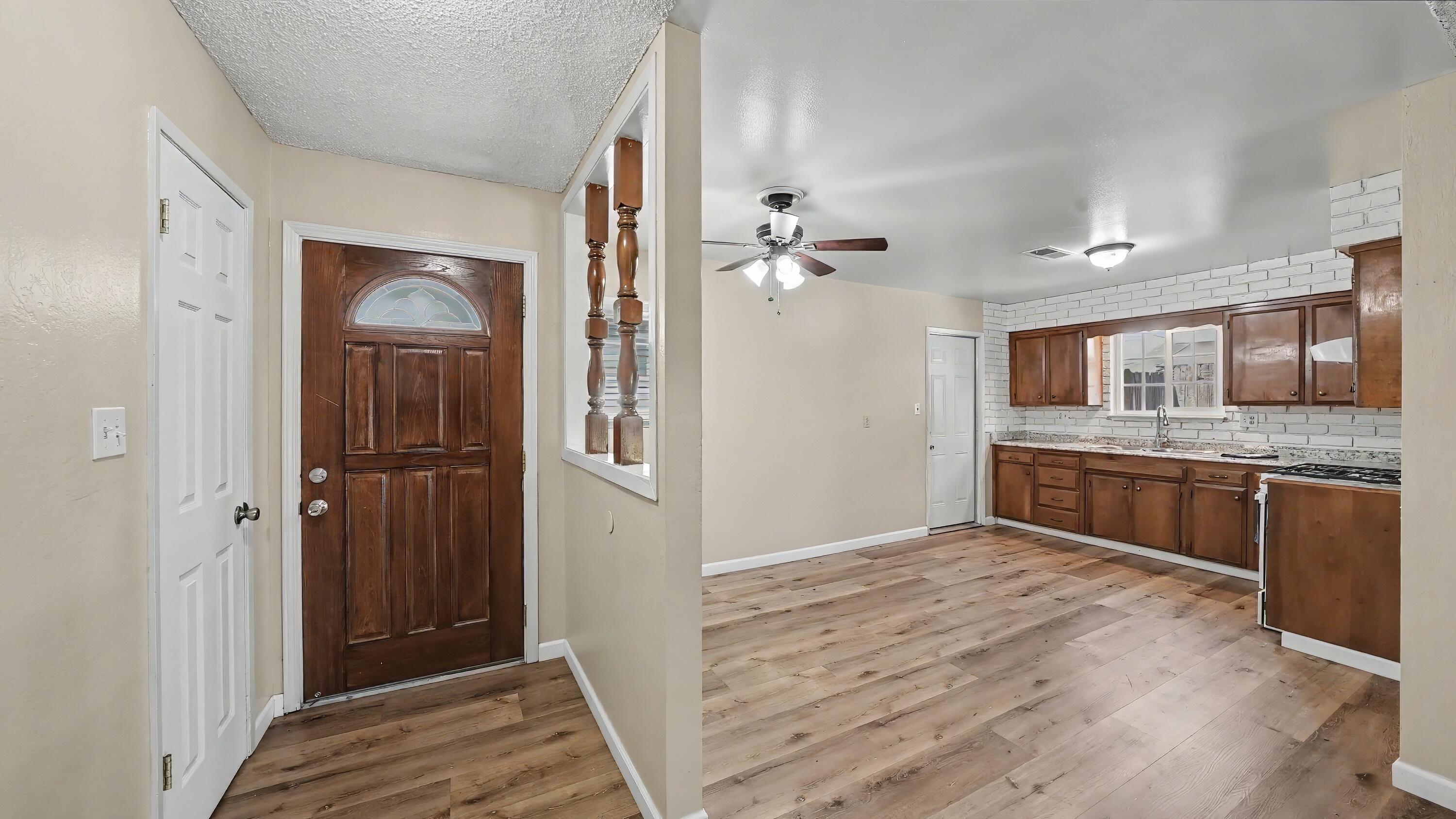 4200 W Whitendale Ave, Visalia, CA 93277