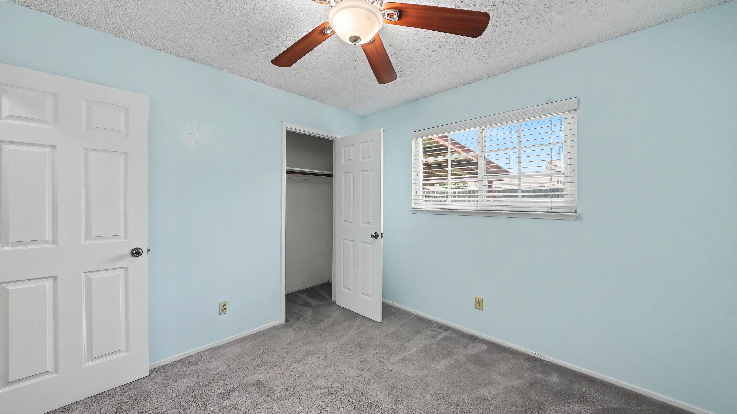 4200 W Whitendale Ave, Visalia, CA 93277