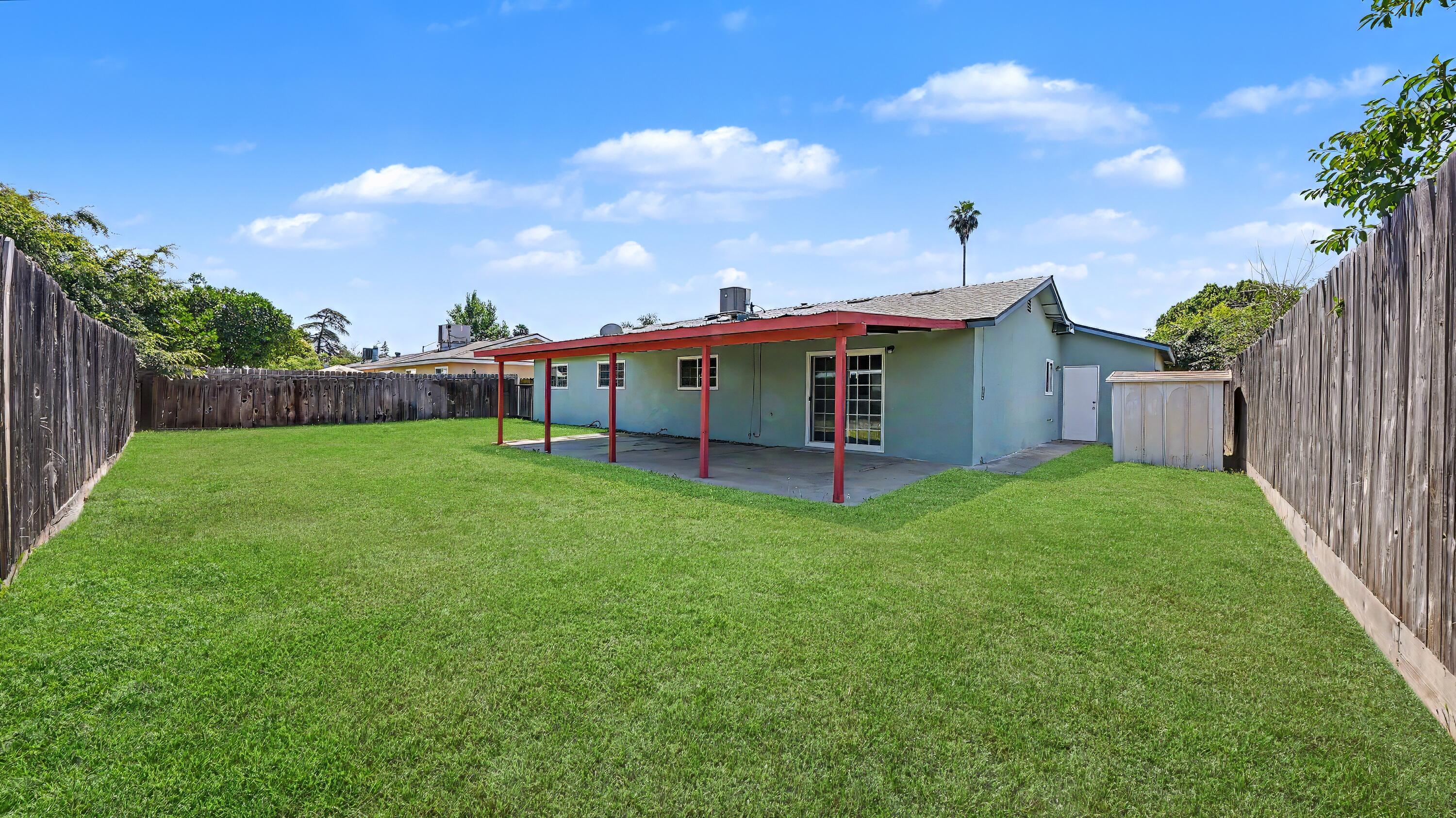4200 W Whitendale Ave, Visalia, CA 93277