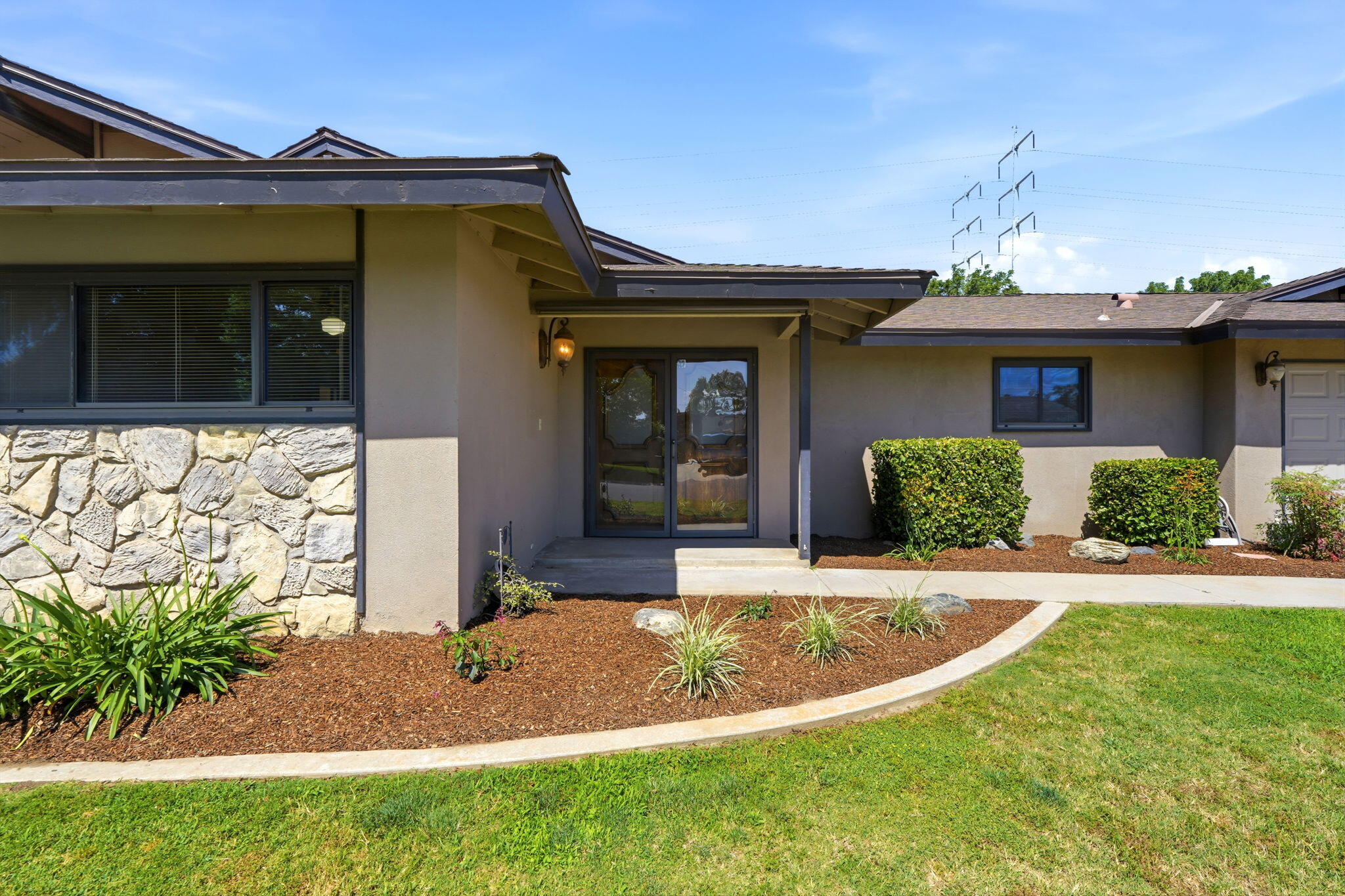 31121 Tower Rd, Visalia, CA 93292