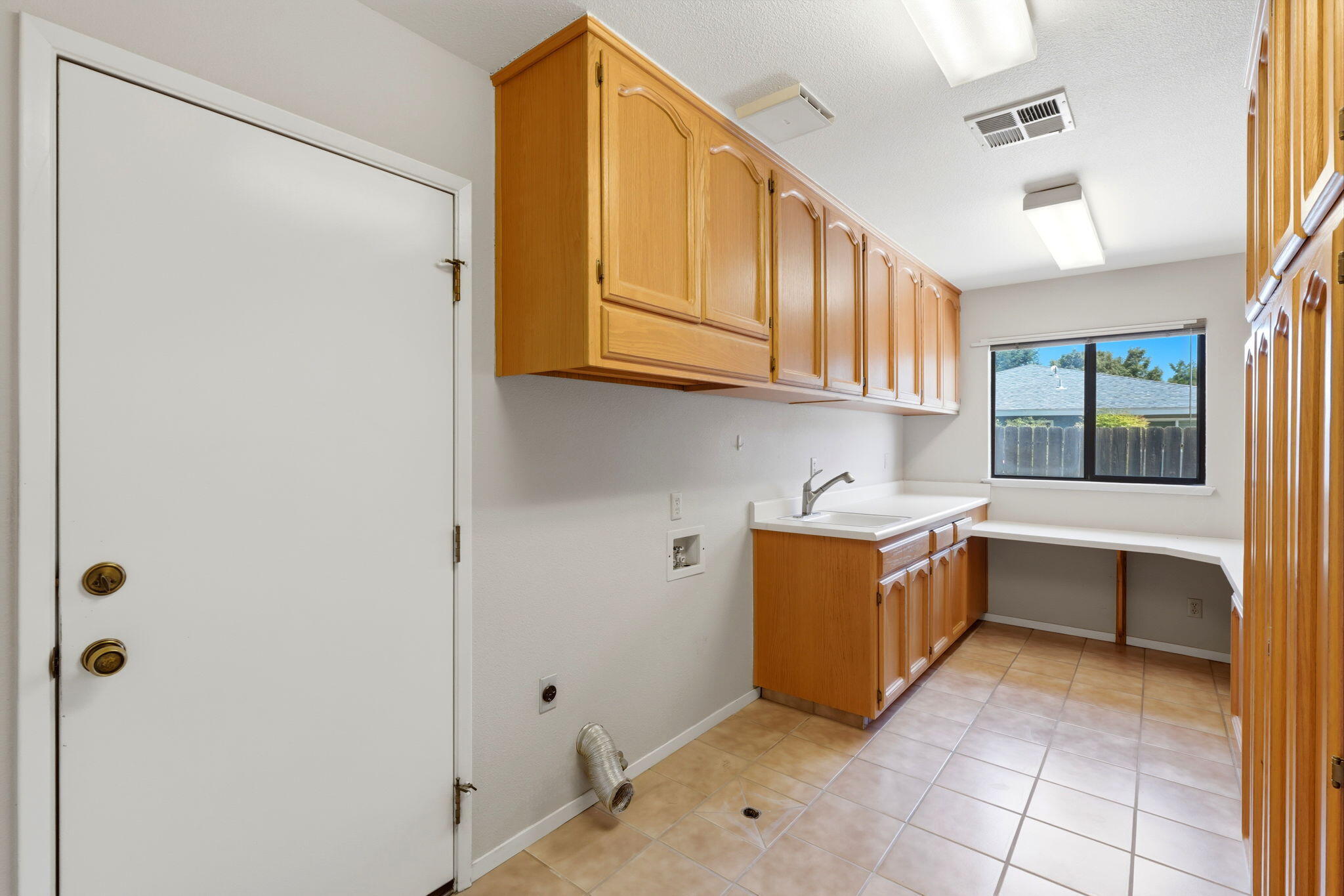 31121 Tower Rd, Visalia, CA 93292