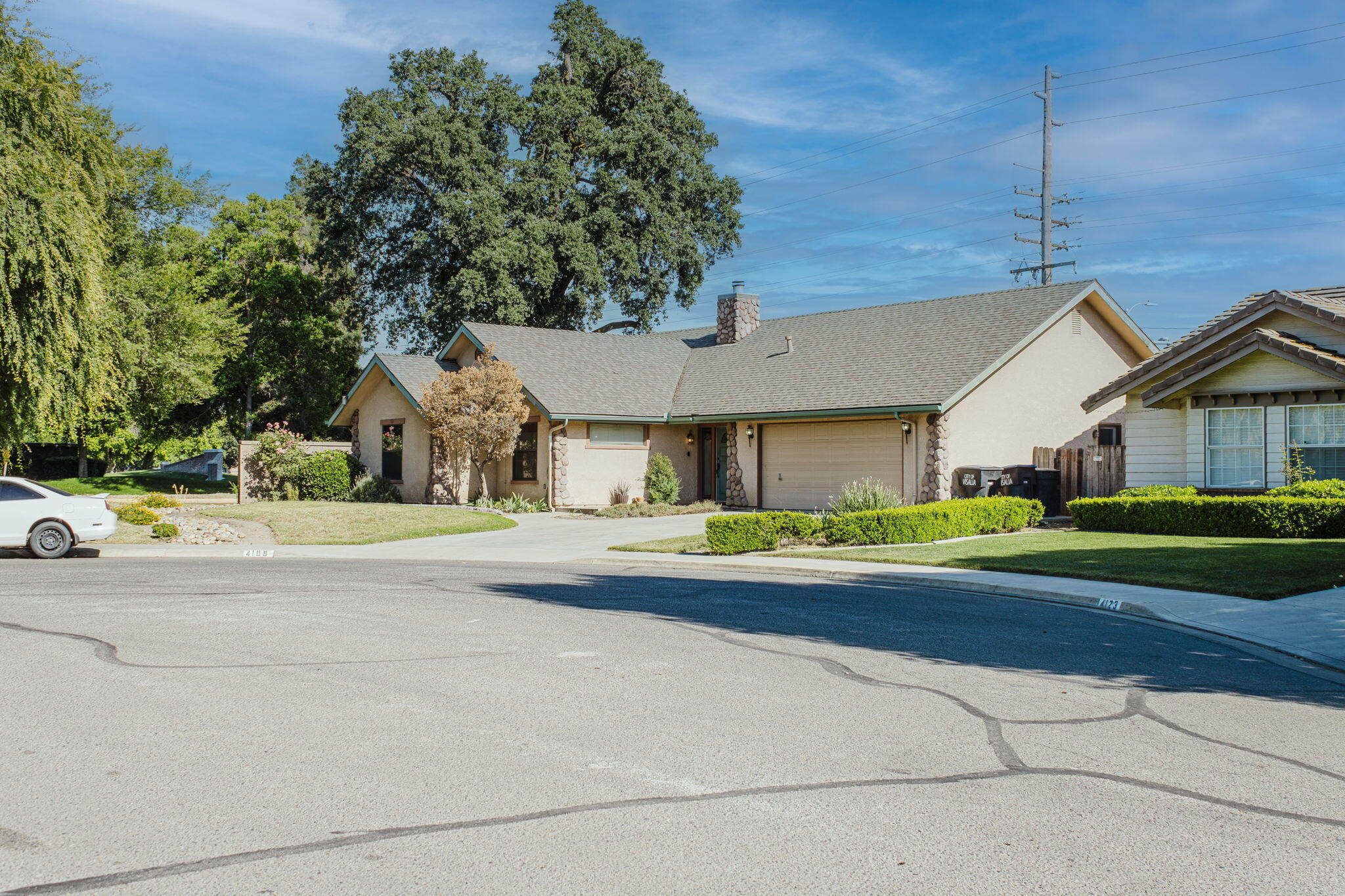 4109 W Mission Ct, Visalia, CA 93277