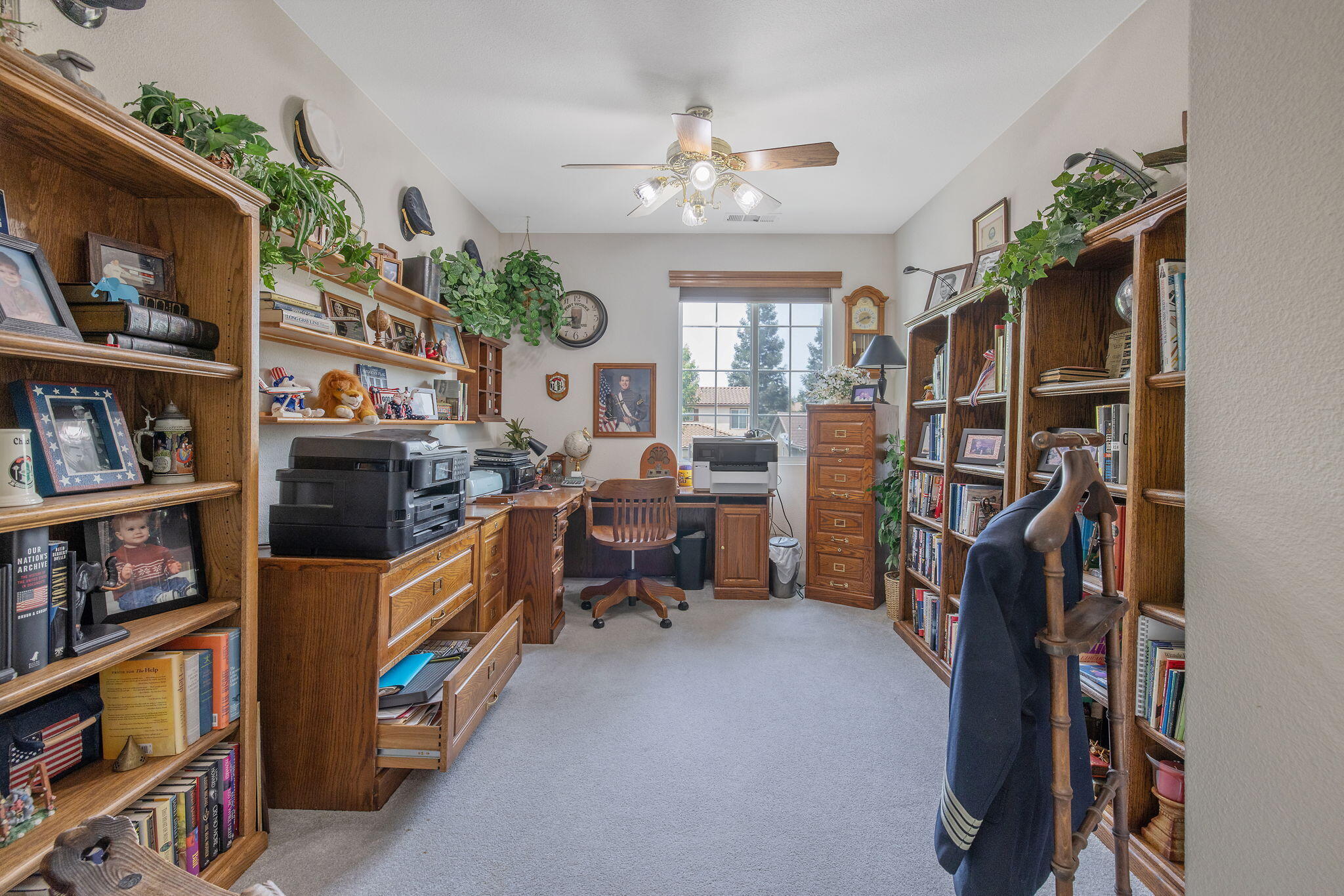 4217 W Elowin Ct, Visalia, CA 93291
