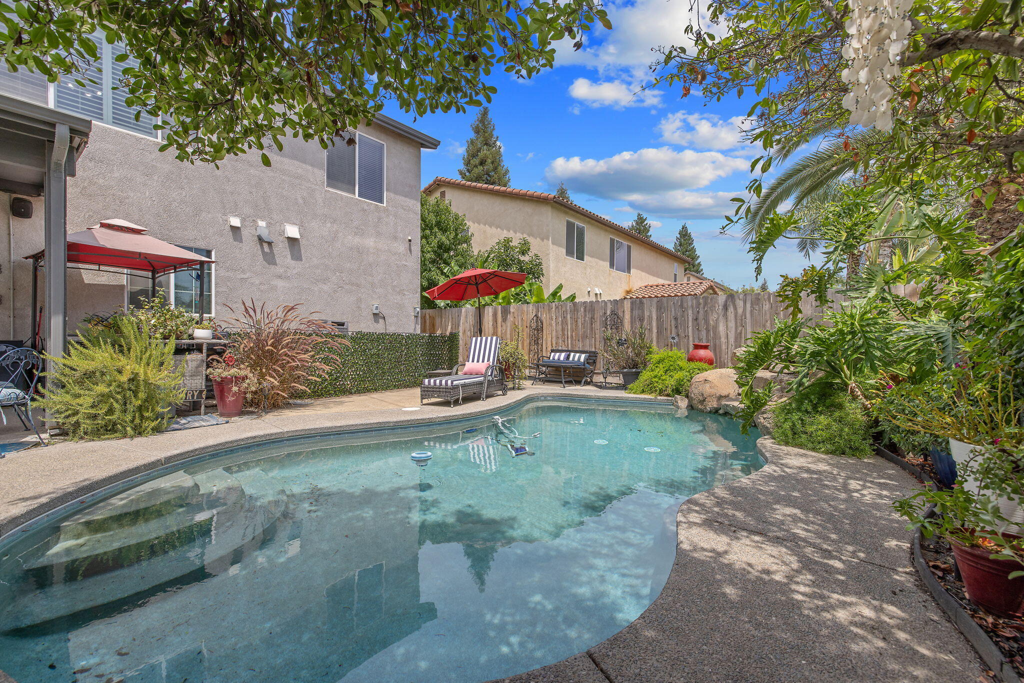 4217 W Elowin Ct, Visalia, CA 93291