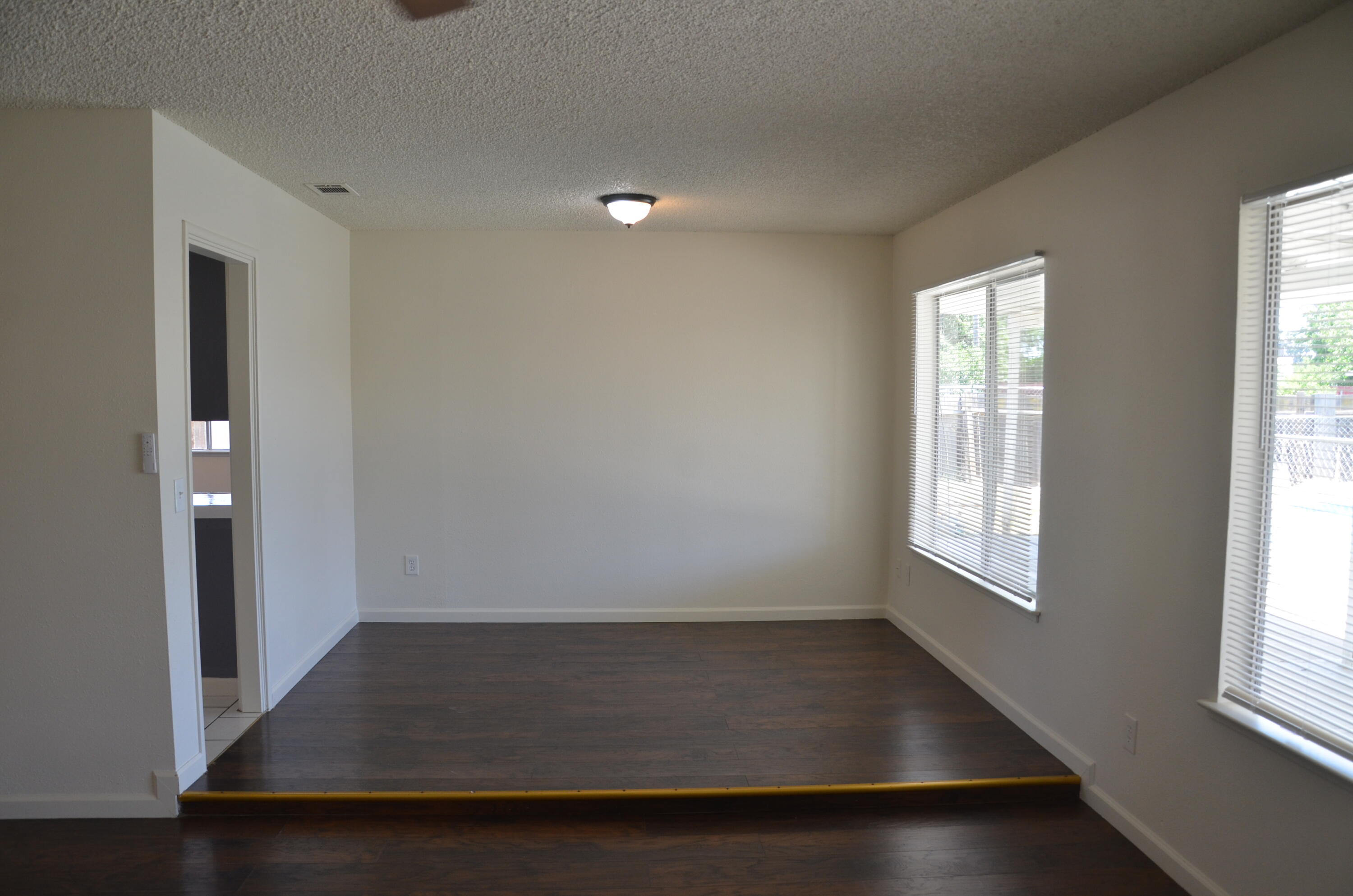 339 W Spring Ln, Lemoore, CA 93245