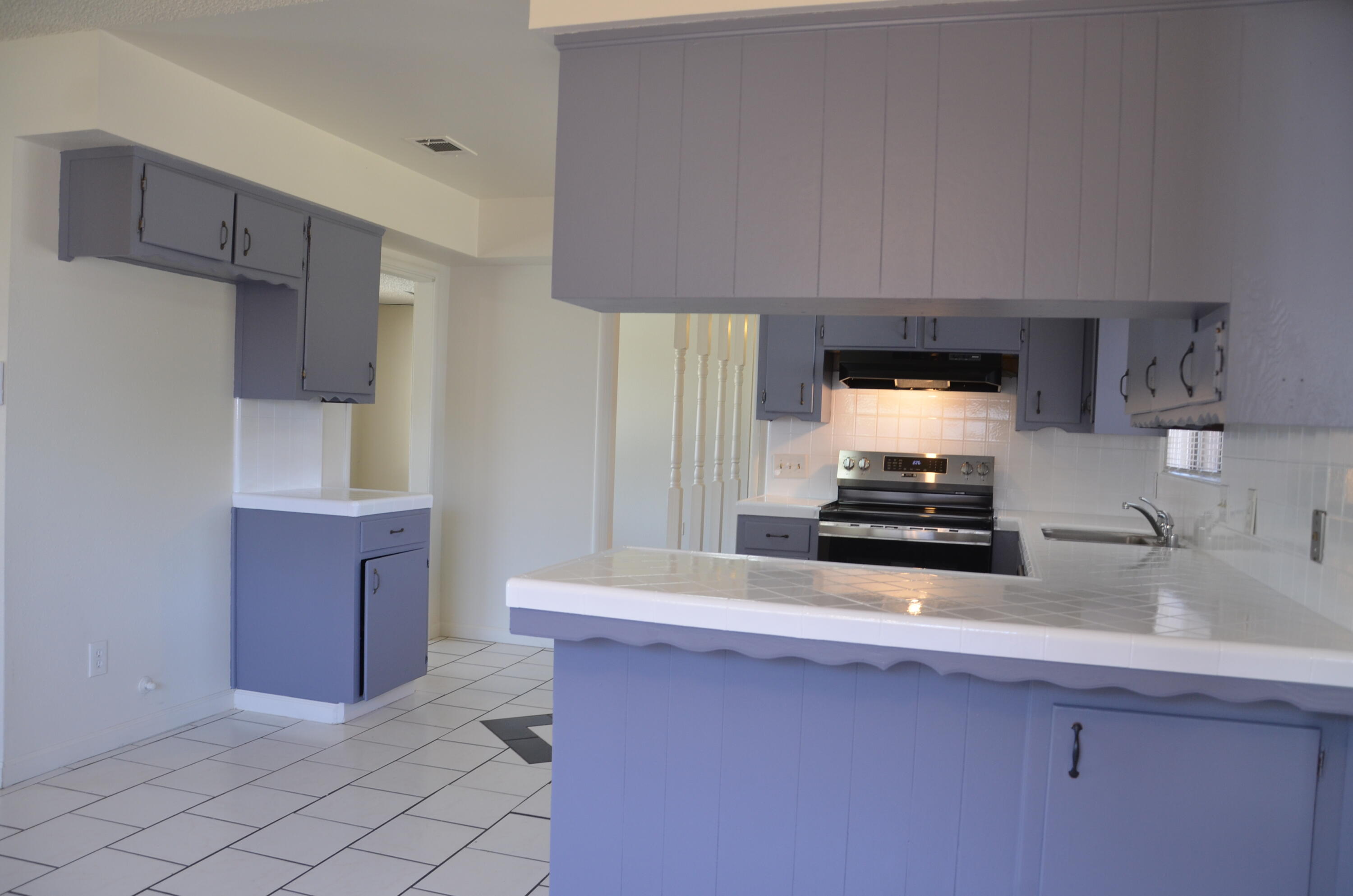 339 W Spring Ln, Lemoore, CA 93245