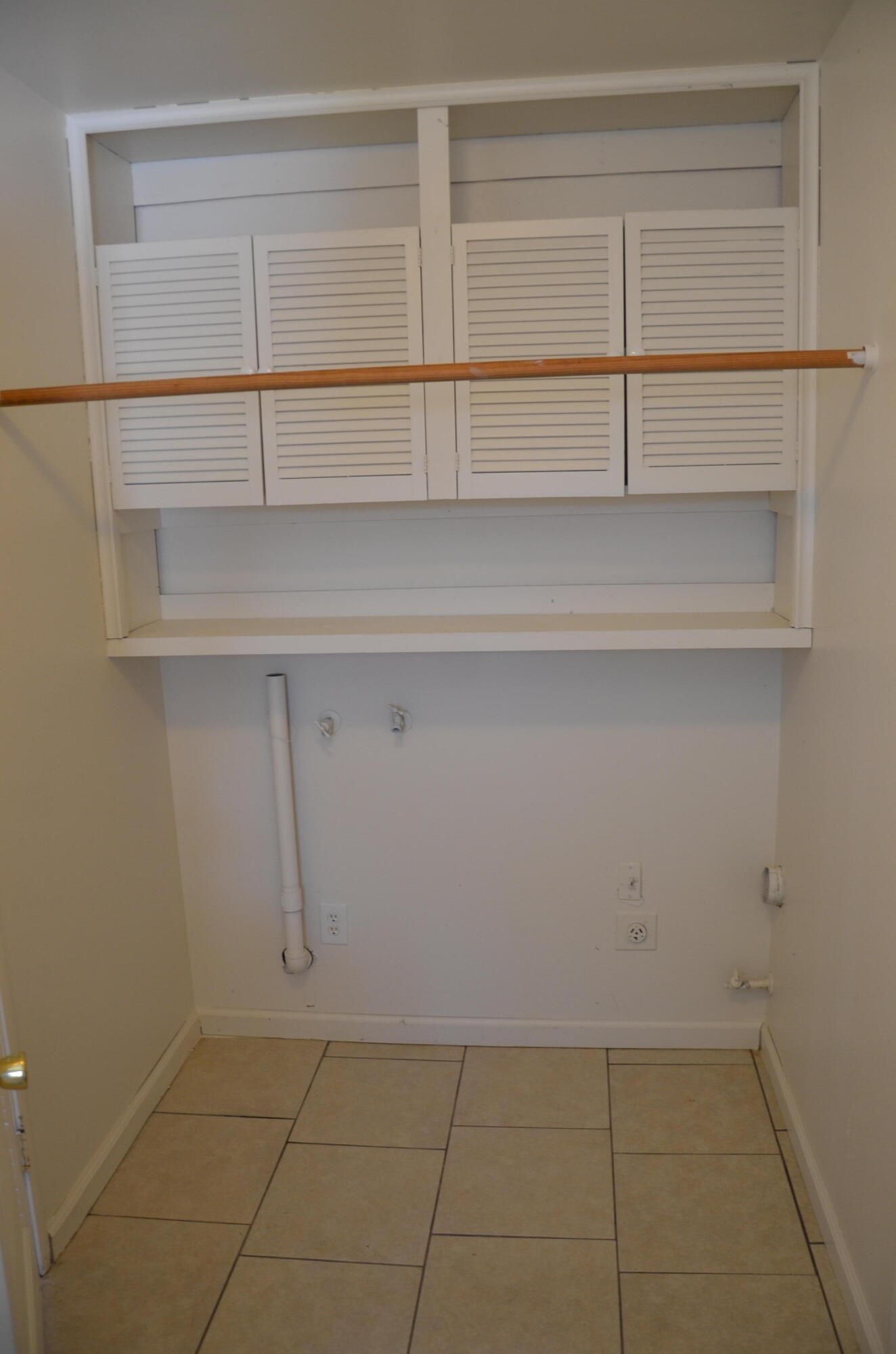 339 W Spring Ln, Lemoore, CA 93245