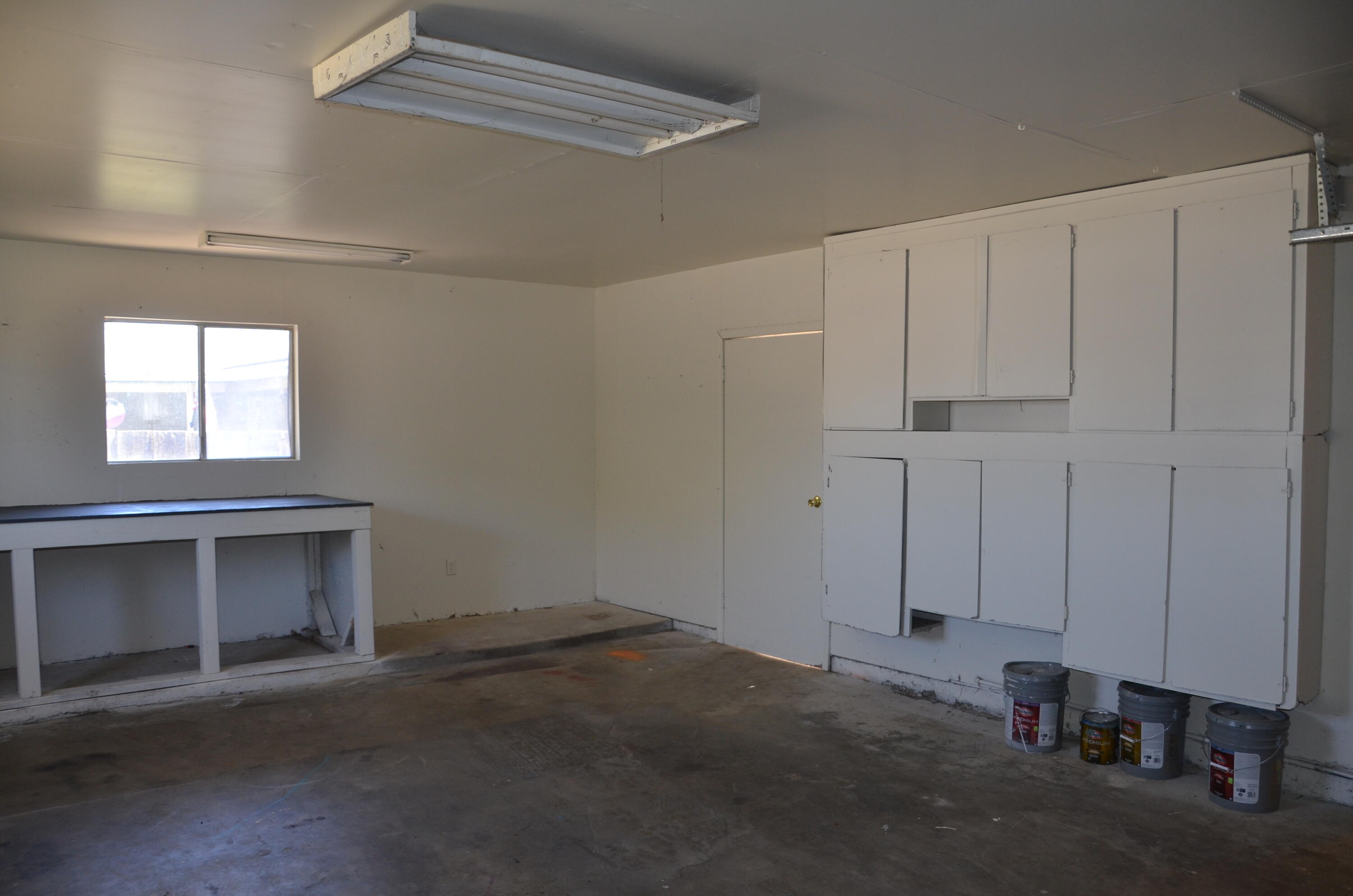 339 W Spring Ln, Lemoore, CA 93245