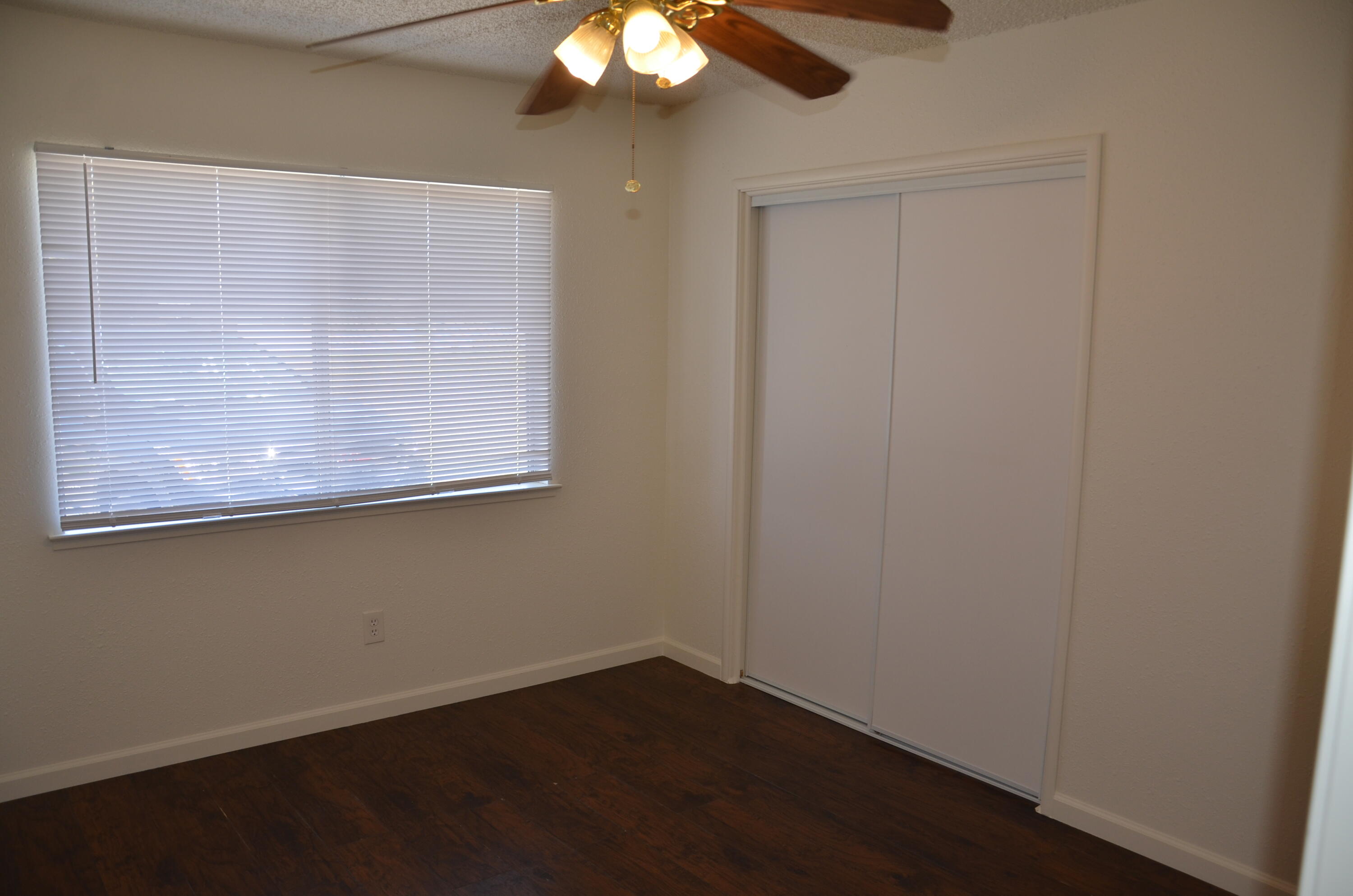 339 W Spring Ln, Lemoore, CA 93245