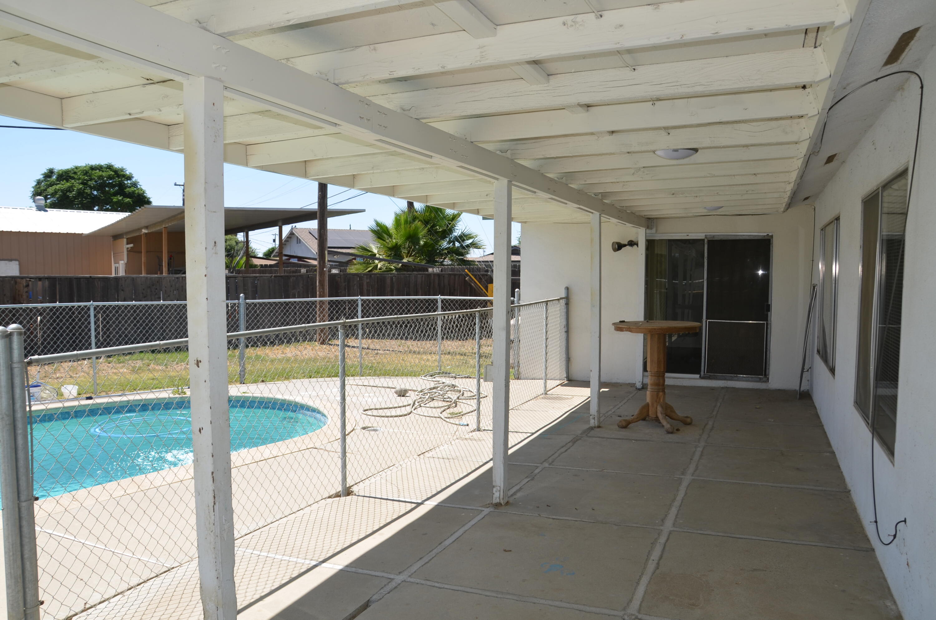 339 W Spring Ln, Lemoore, CA 93245