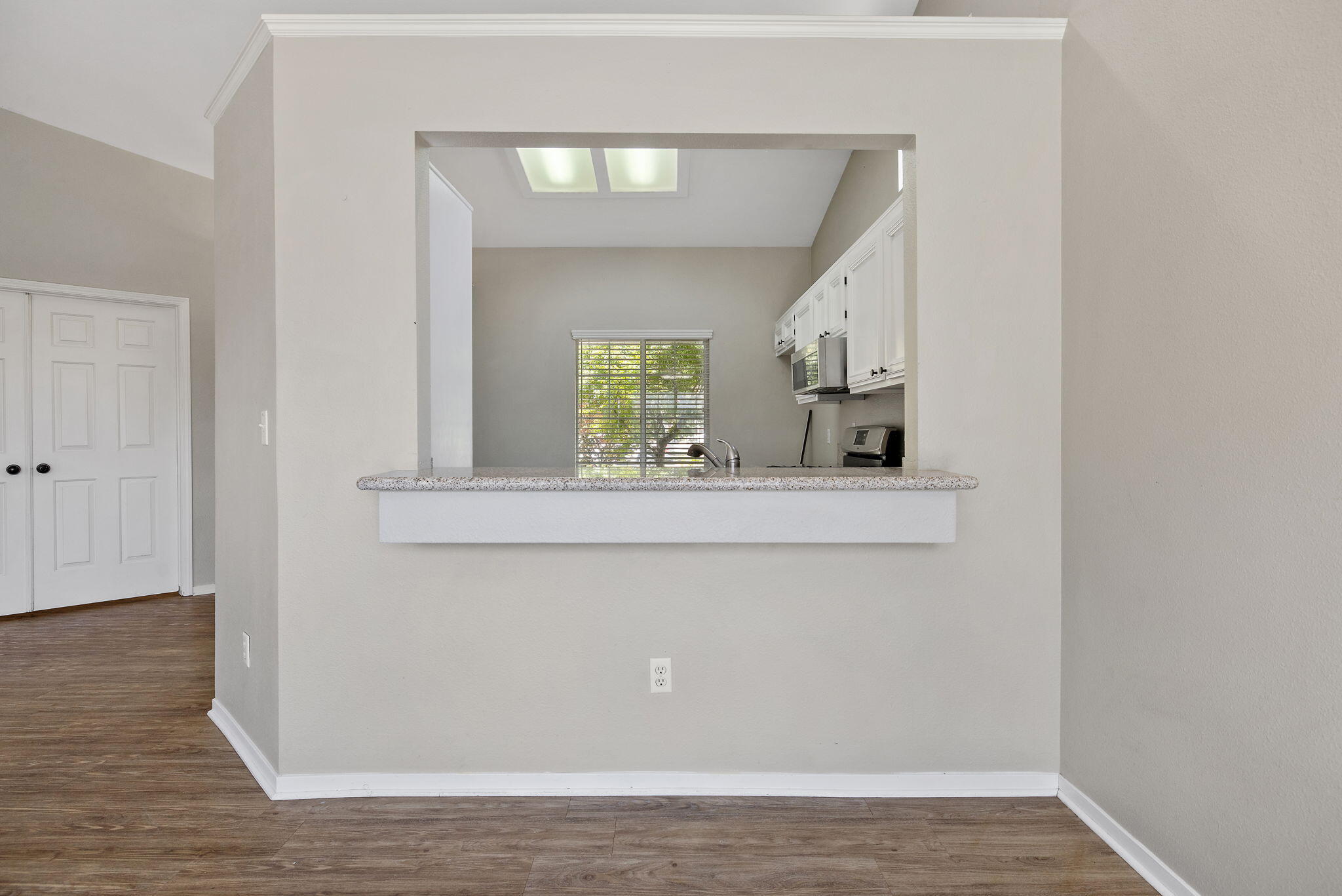 5335 W Monte Vista Ave, Visalia, CA 93277