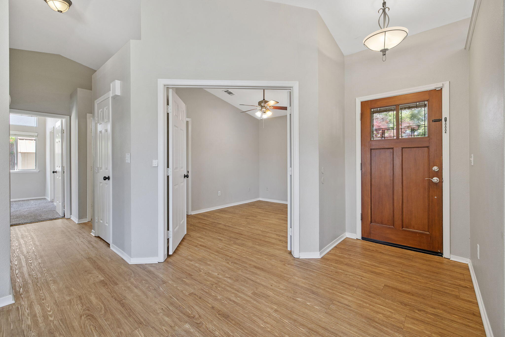5335 W Monte Vista Ave, Visalia, CA 93277