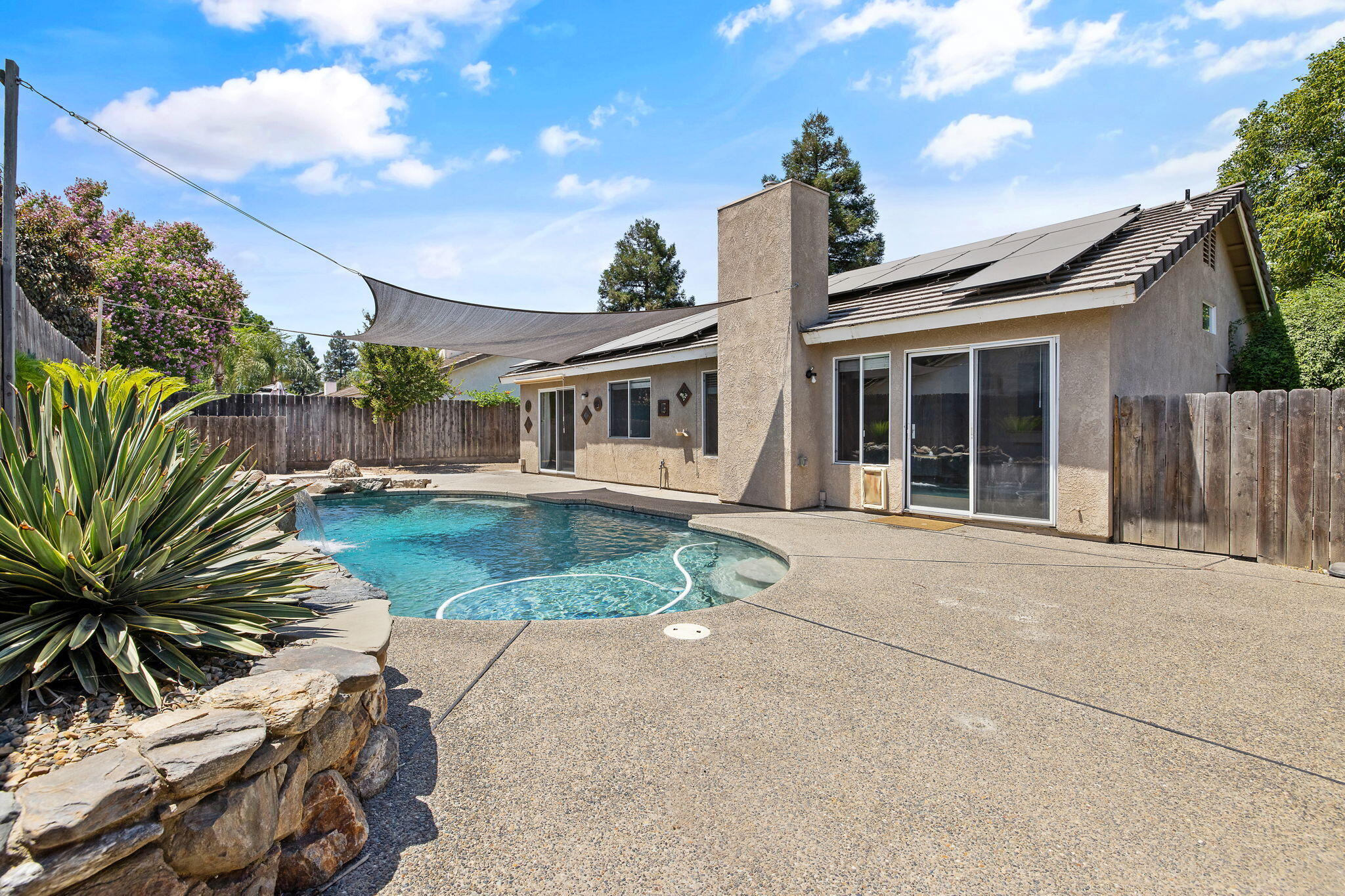 5335 W Monte Vista Ave, Visalia, CA 93277