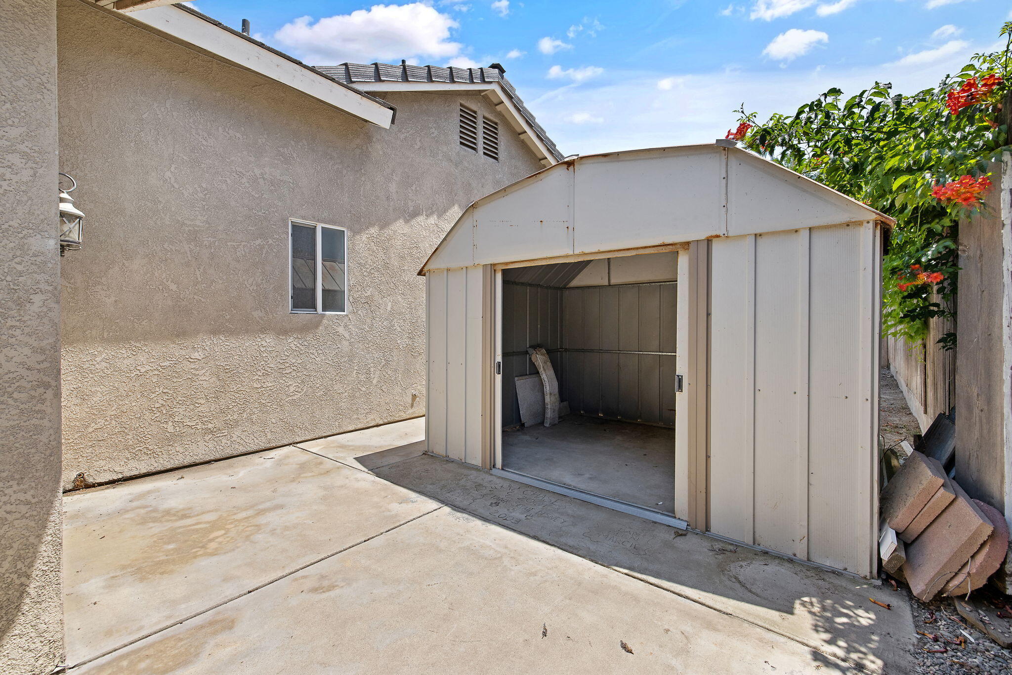 5335 W Monte Vista Ave, Visalia, CA 93277