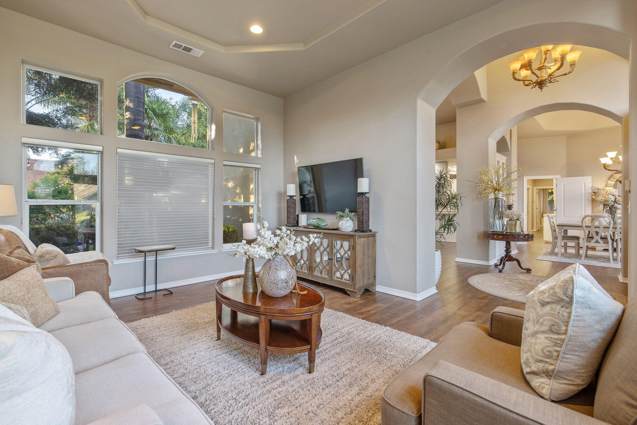 6614 W Vassar Ave, Visalia, CA 93277