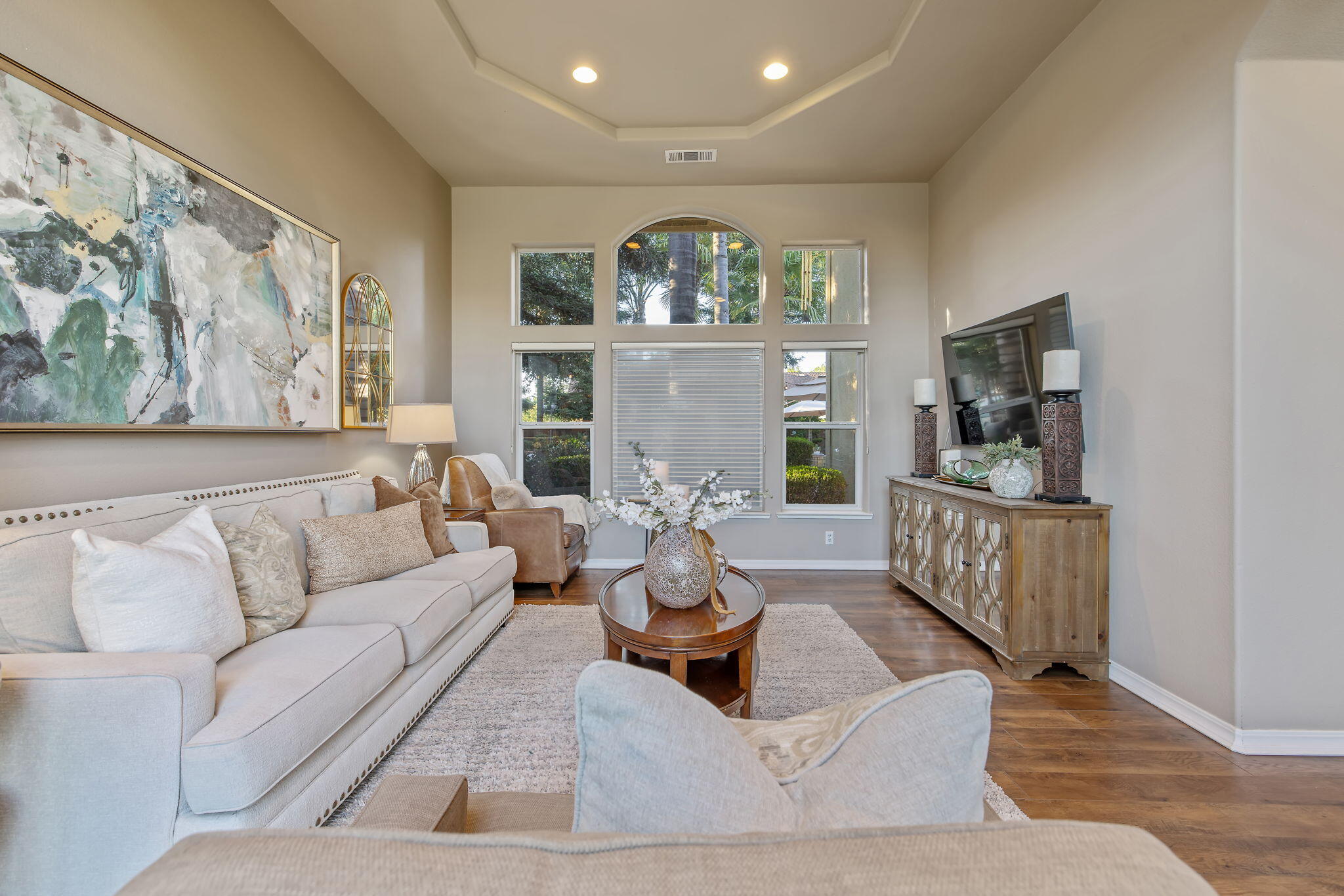 6614 W Vassar Ave, Visalia, CA 93277