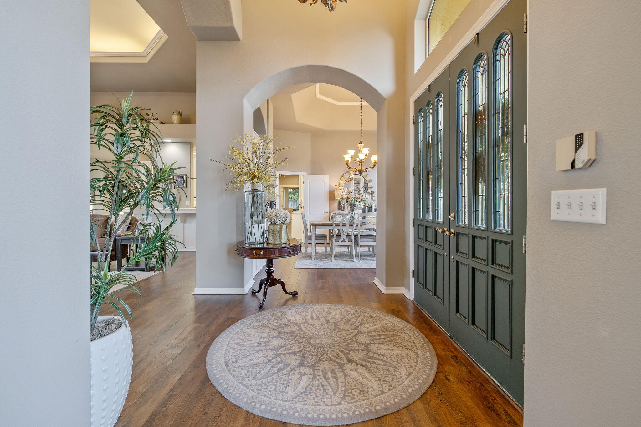 6614 W Vassar Ave, Visalia, CA 93277
