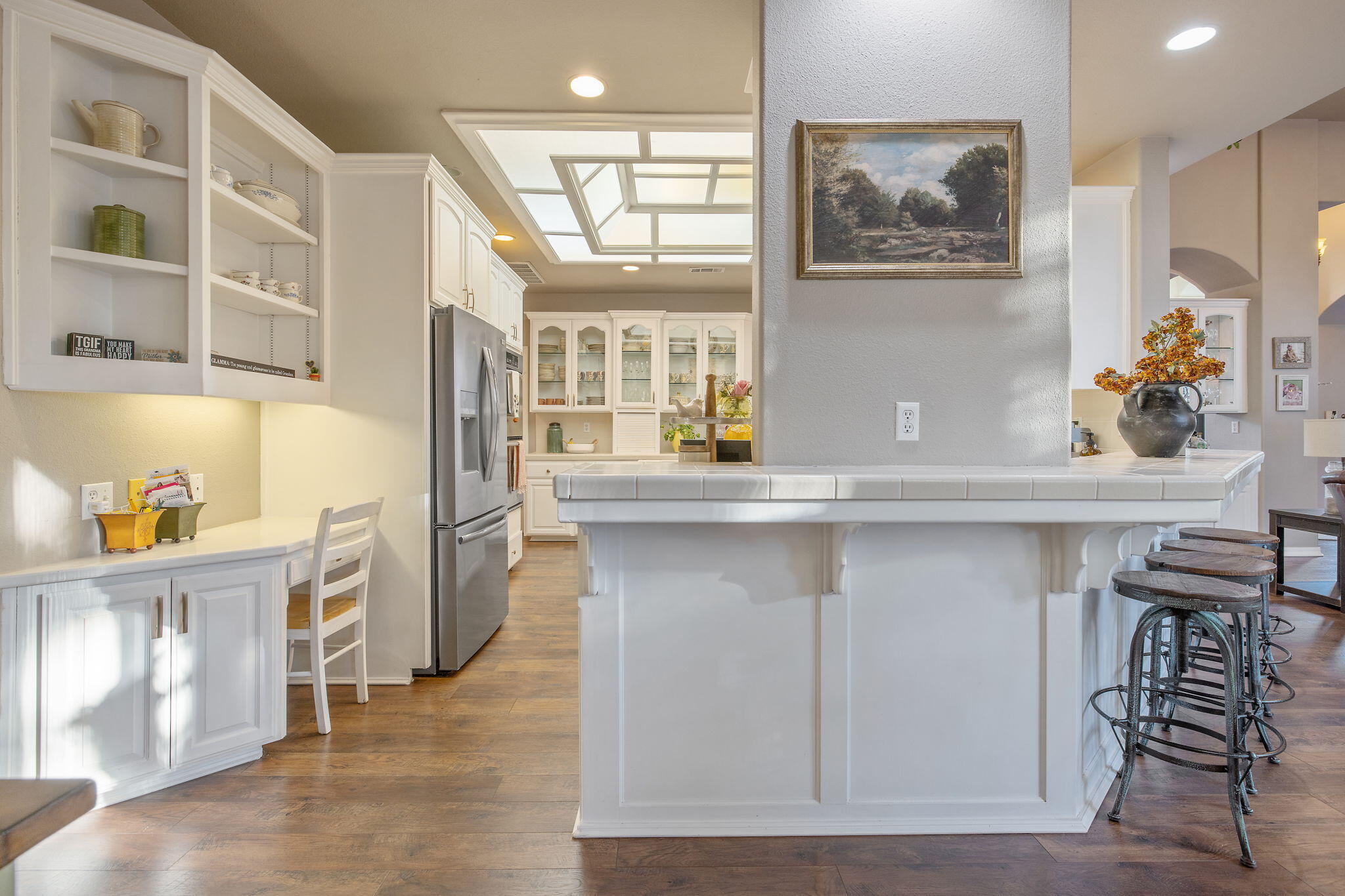 6614 W Vassar Ave, Visalia, CA 93277