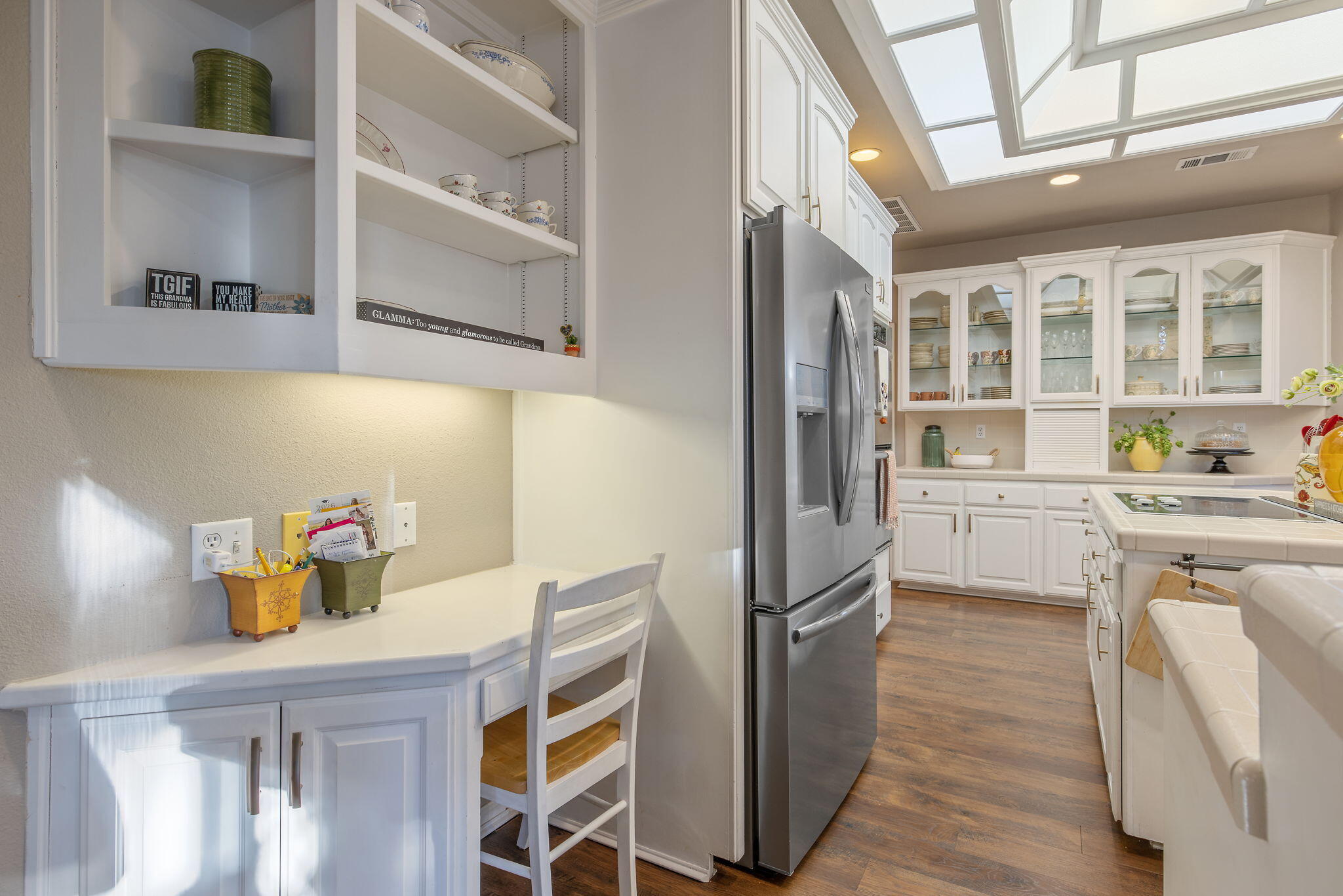 6614 W Vassar Ave, Visalia, CA 93277