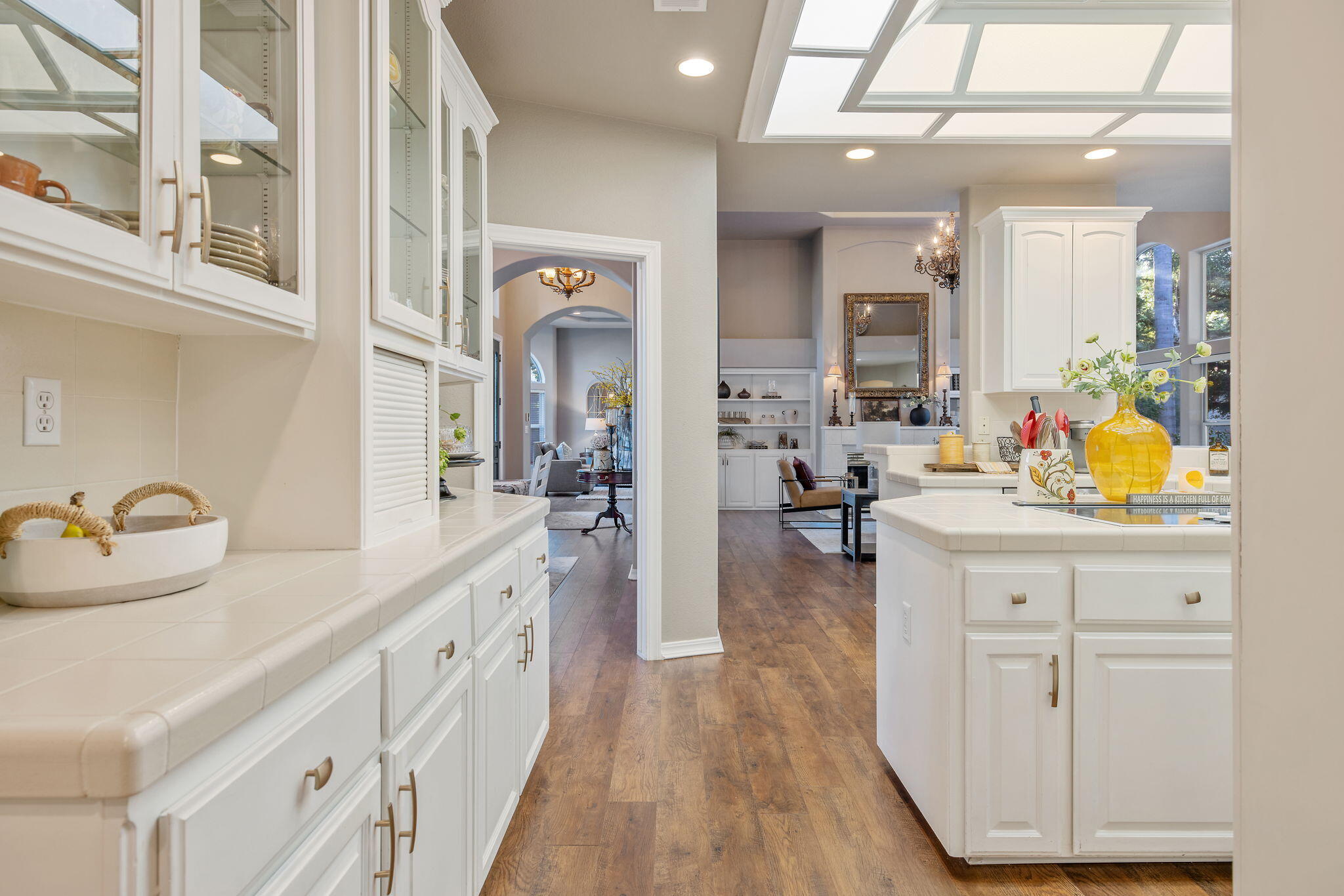 6614 W Vassar Ave, Visalia, CA 93277