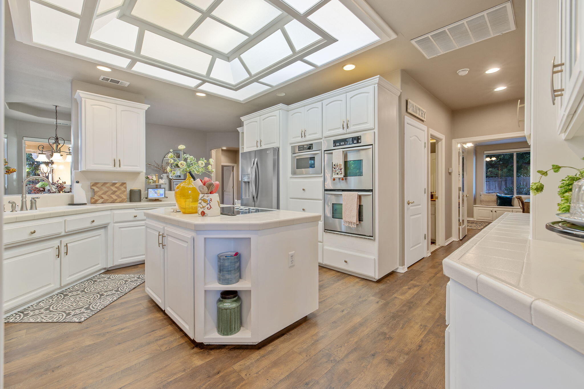 6614 W Vassar Ave, Visalia, CA 93277
