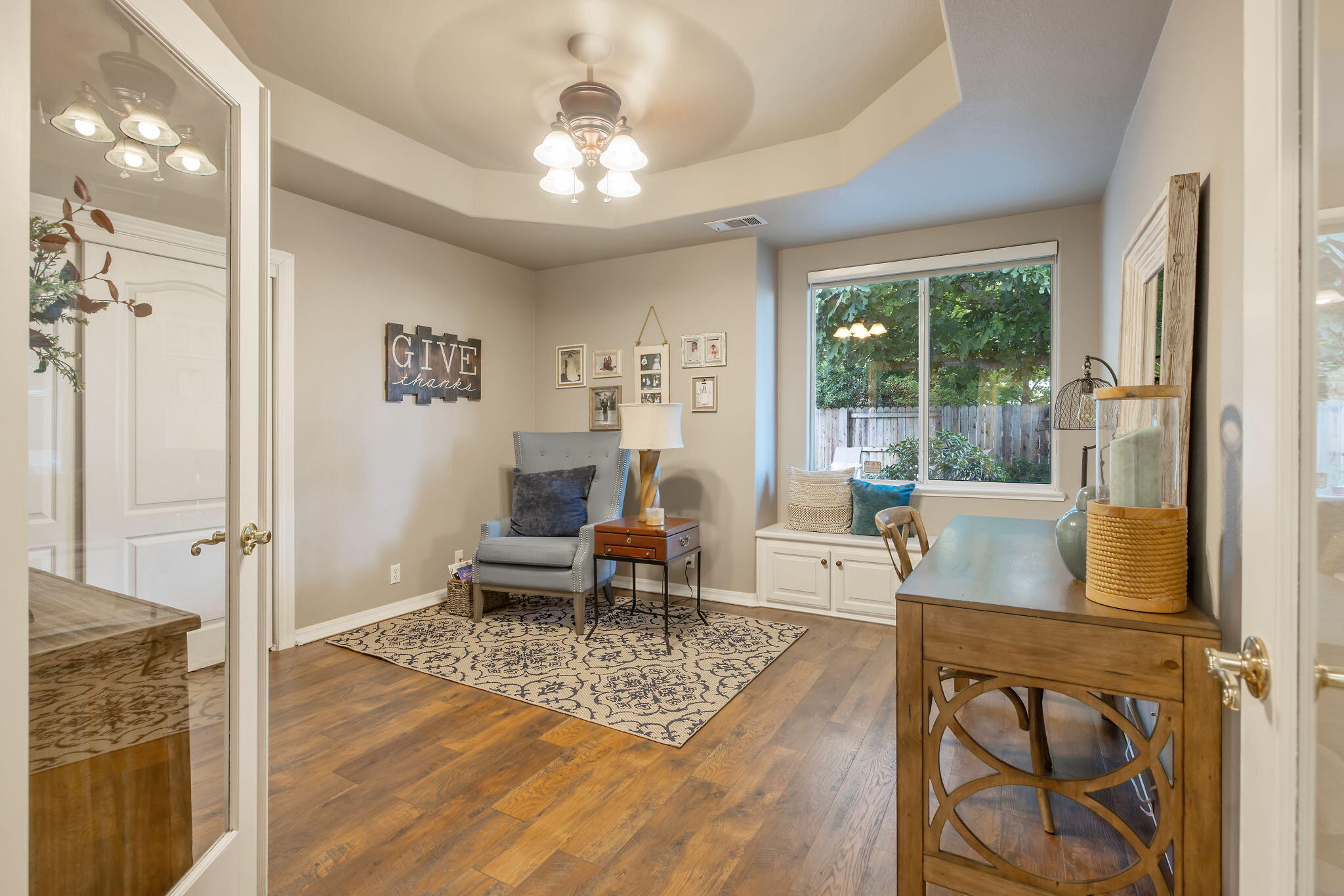 6614 W Vassar Ave, Visalia, CA 93277