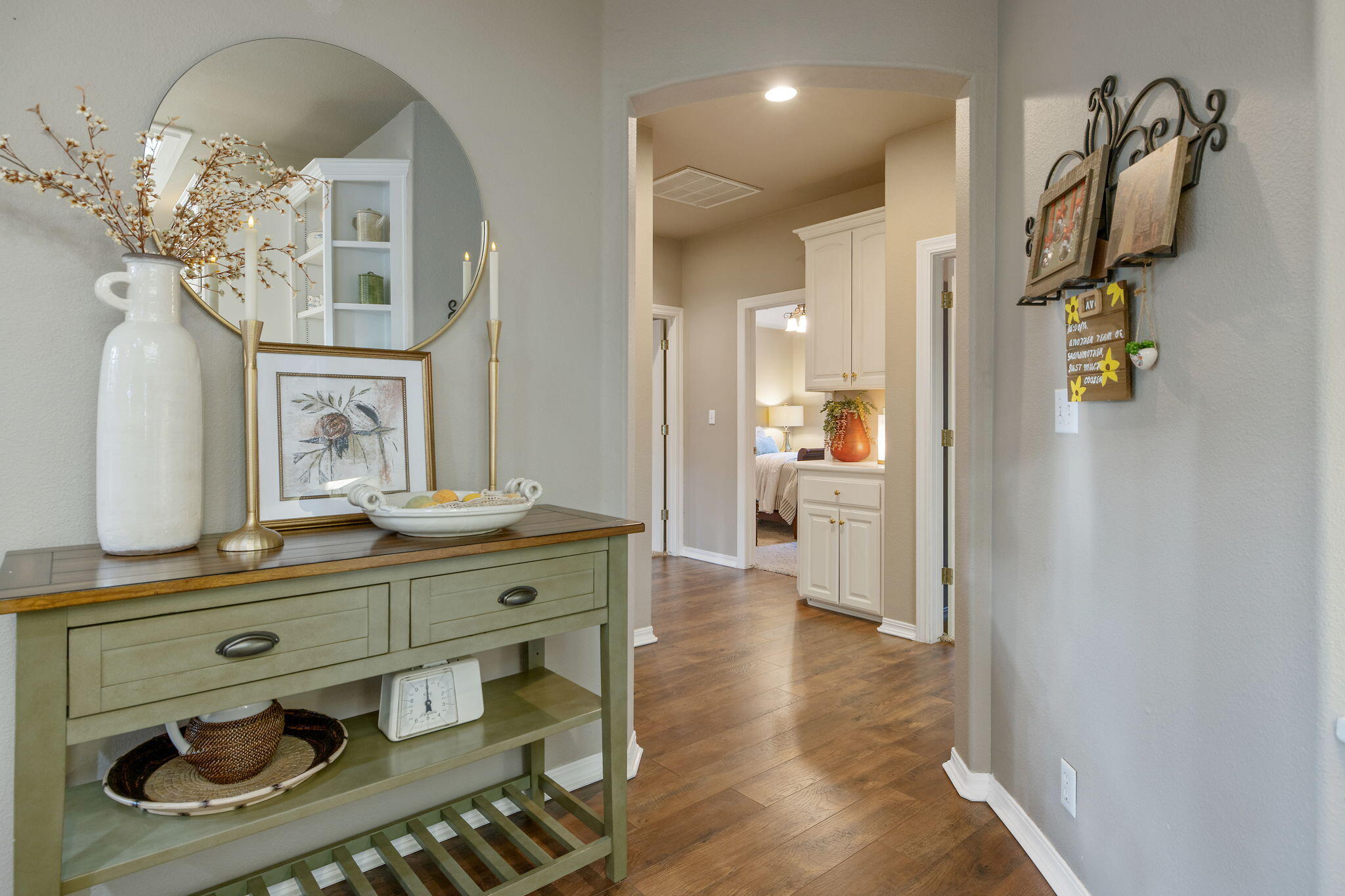 6614 W Vassar Ave, Visalia, CA 93277