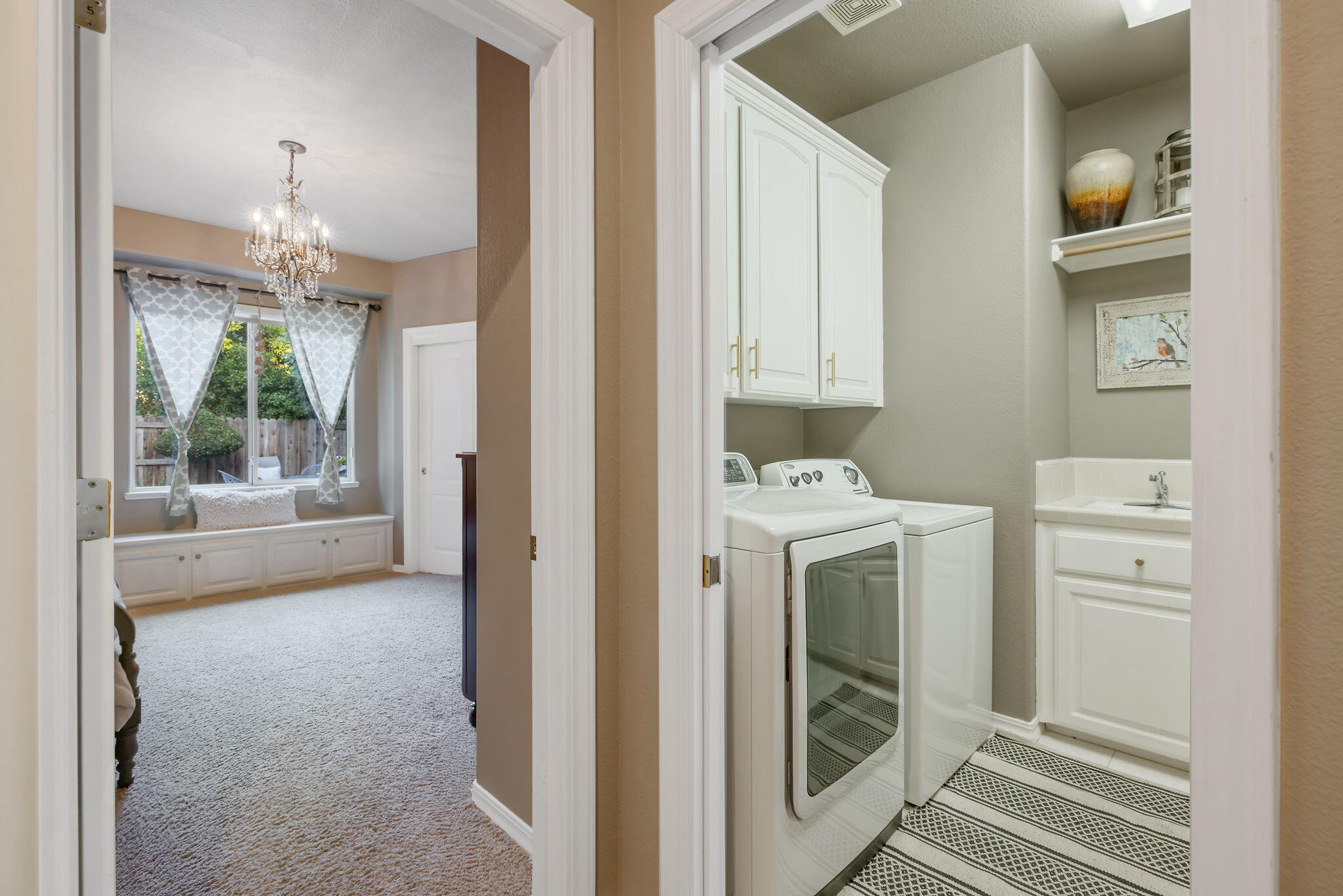 6614 W Vassar Ave, Visalia, CA 93277