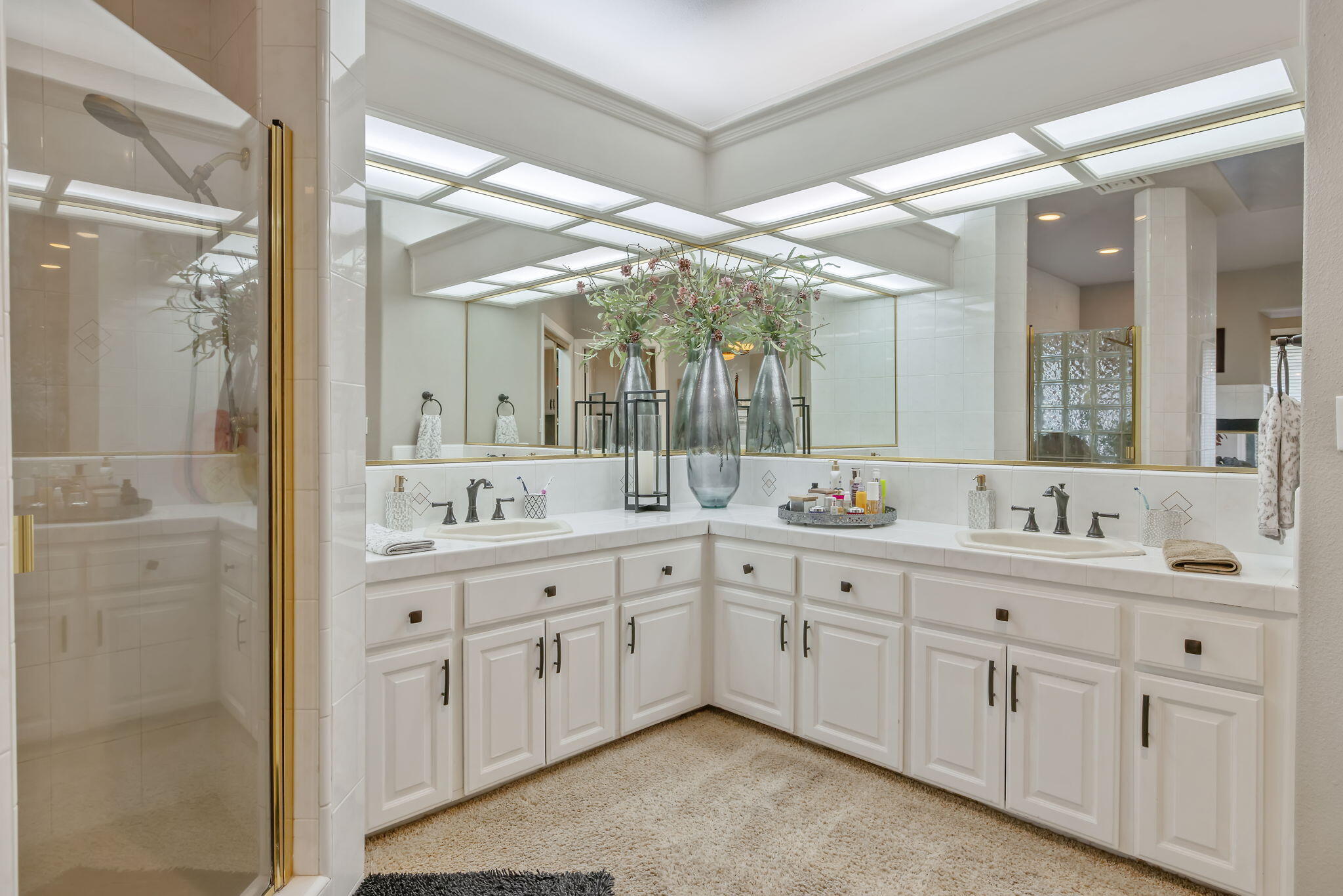 6614 W Vassar Ave, Visalia, CA 93277