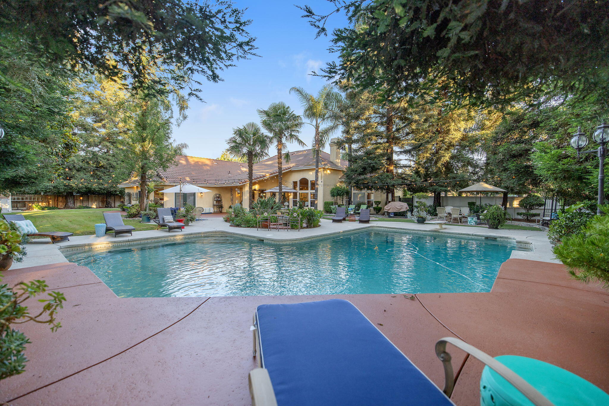 6614 W Vassar Ave, Visalia, CA 93277