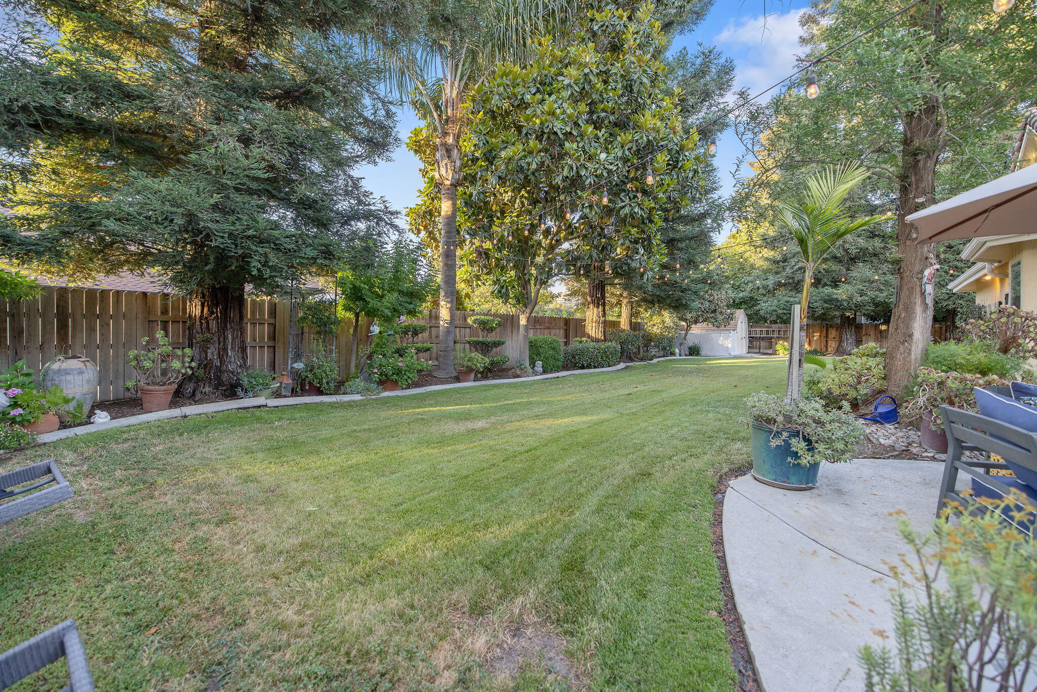 6614 W Vassar Ave, Visalia, CA 93277