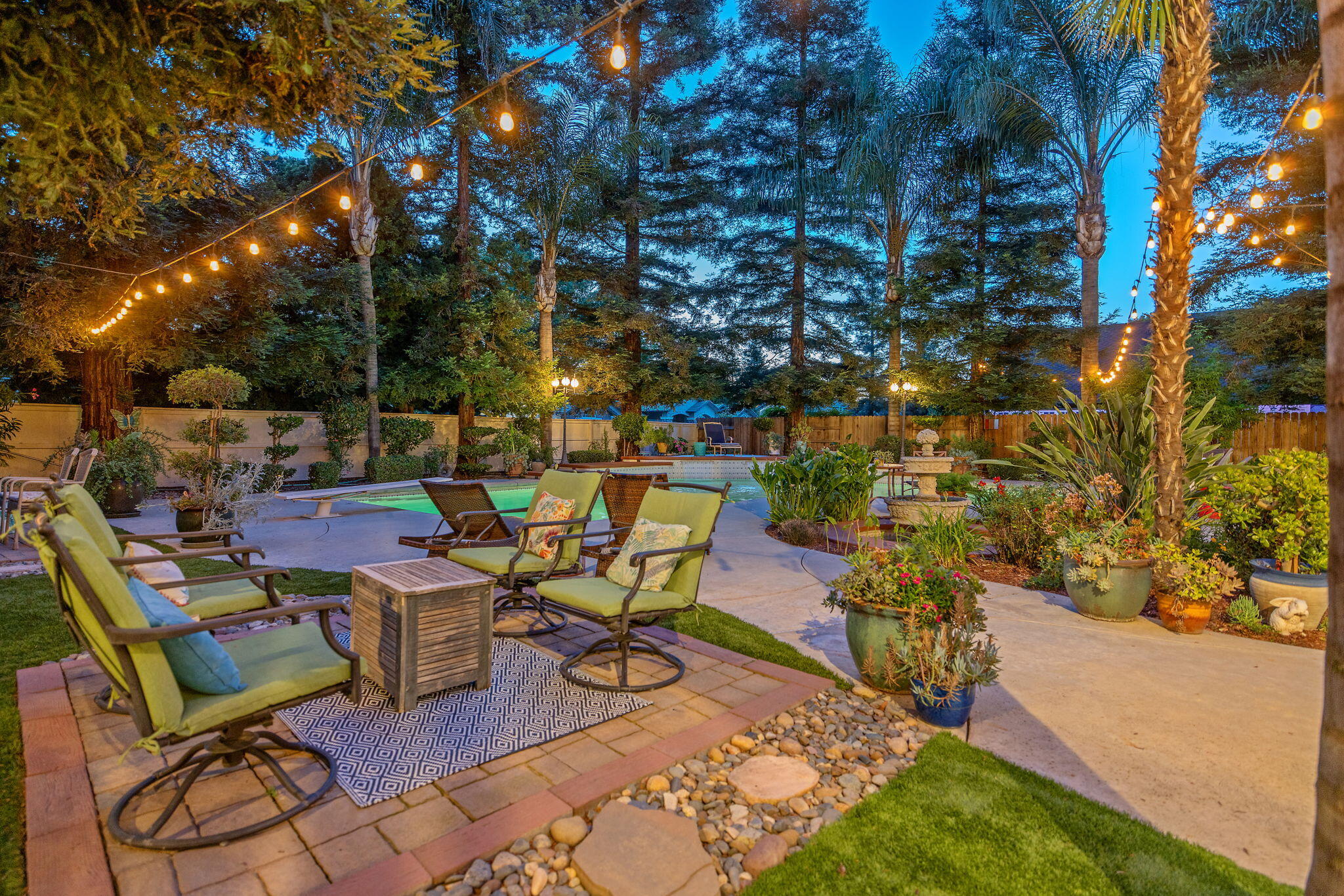 6614 W Vassar Ave, Visalia, CA 93277