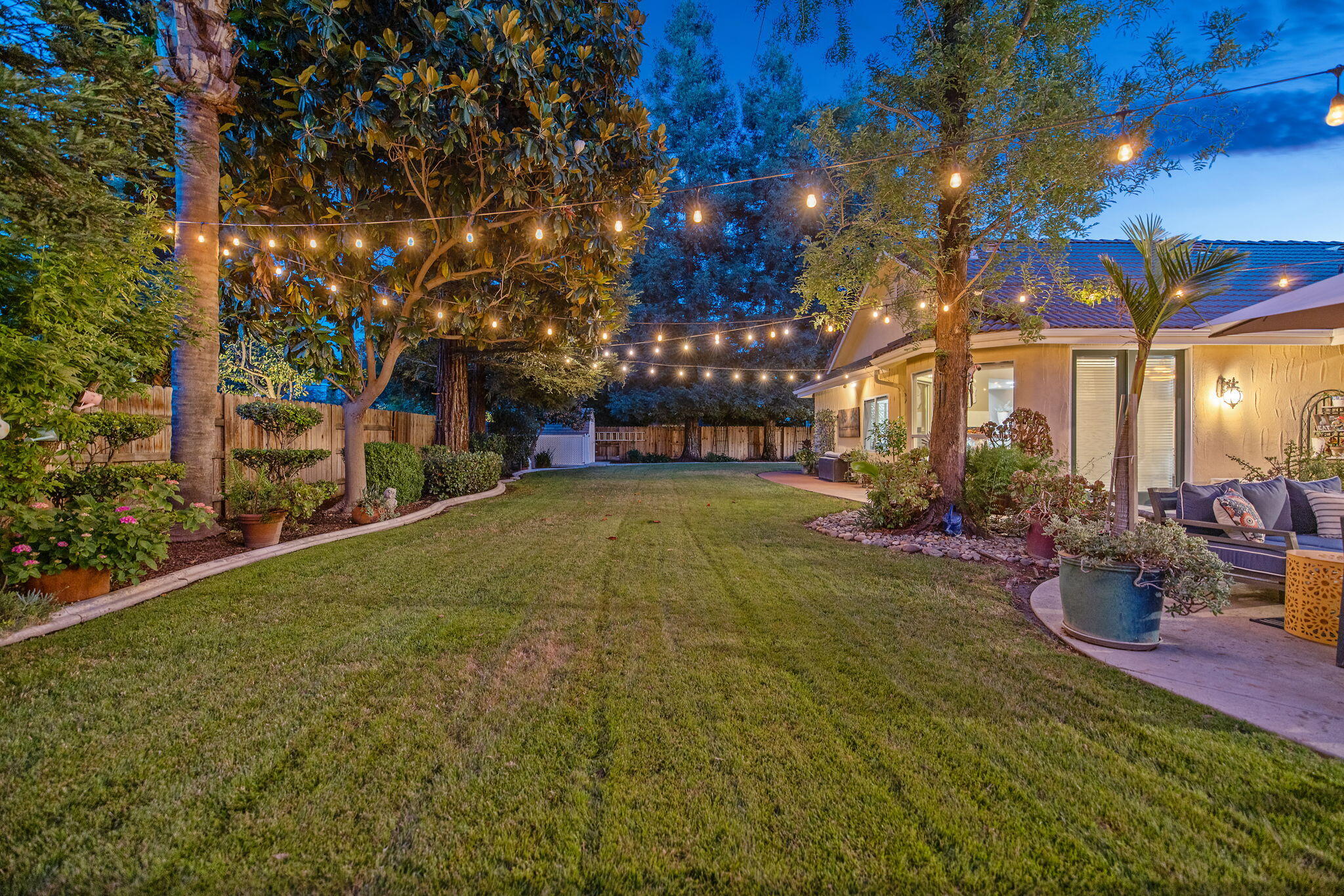 6614 W Vassar Ave, Visalia, CA 93277