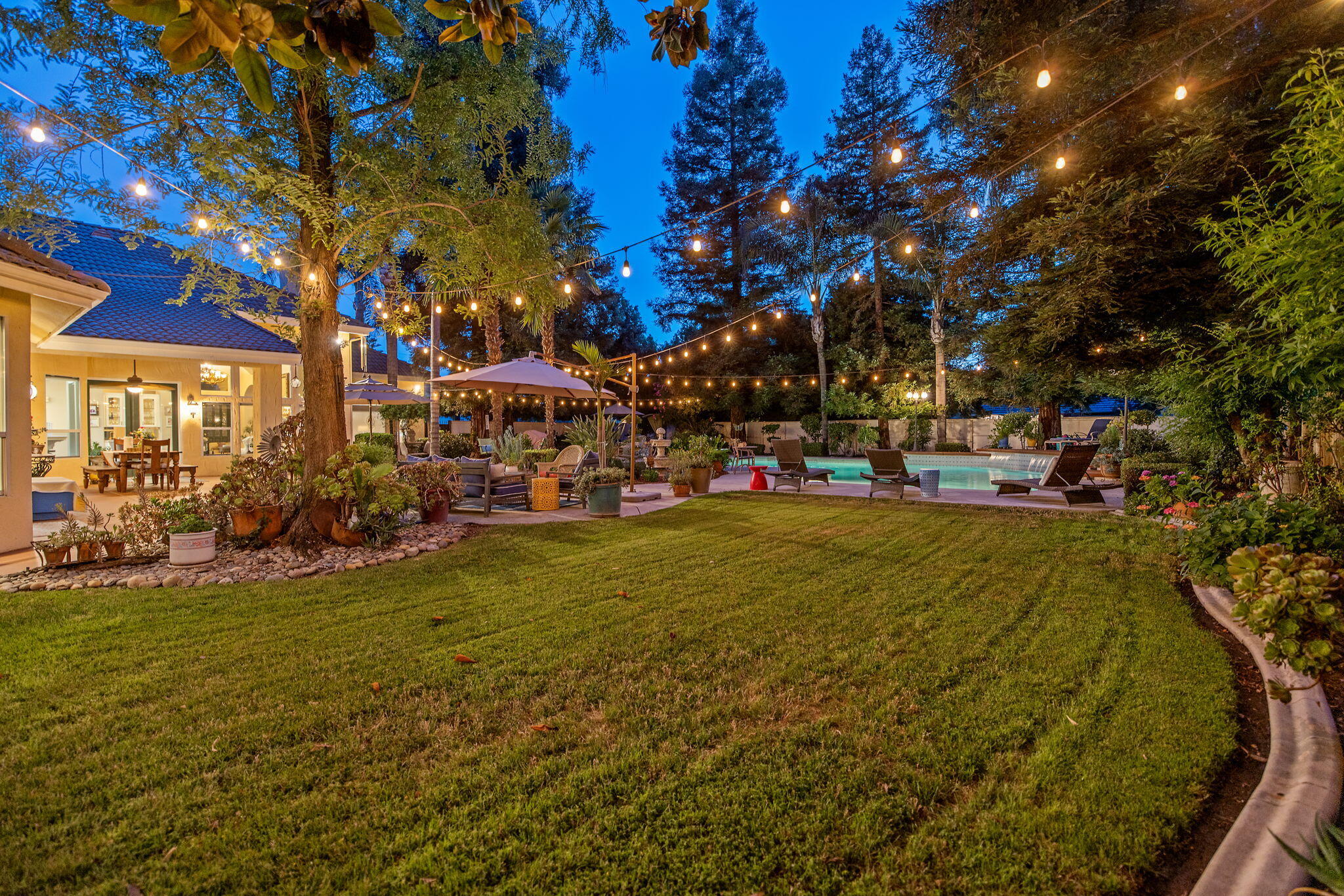 6614 W Vassar Ave, Visalia, CA 93277