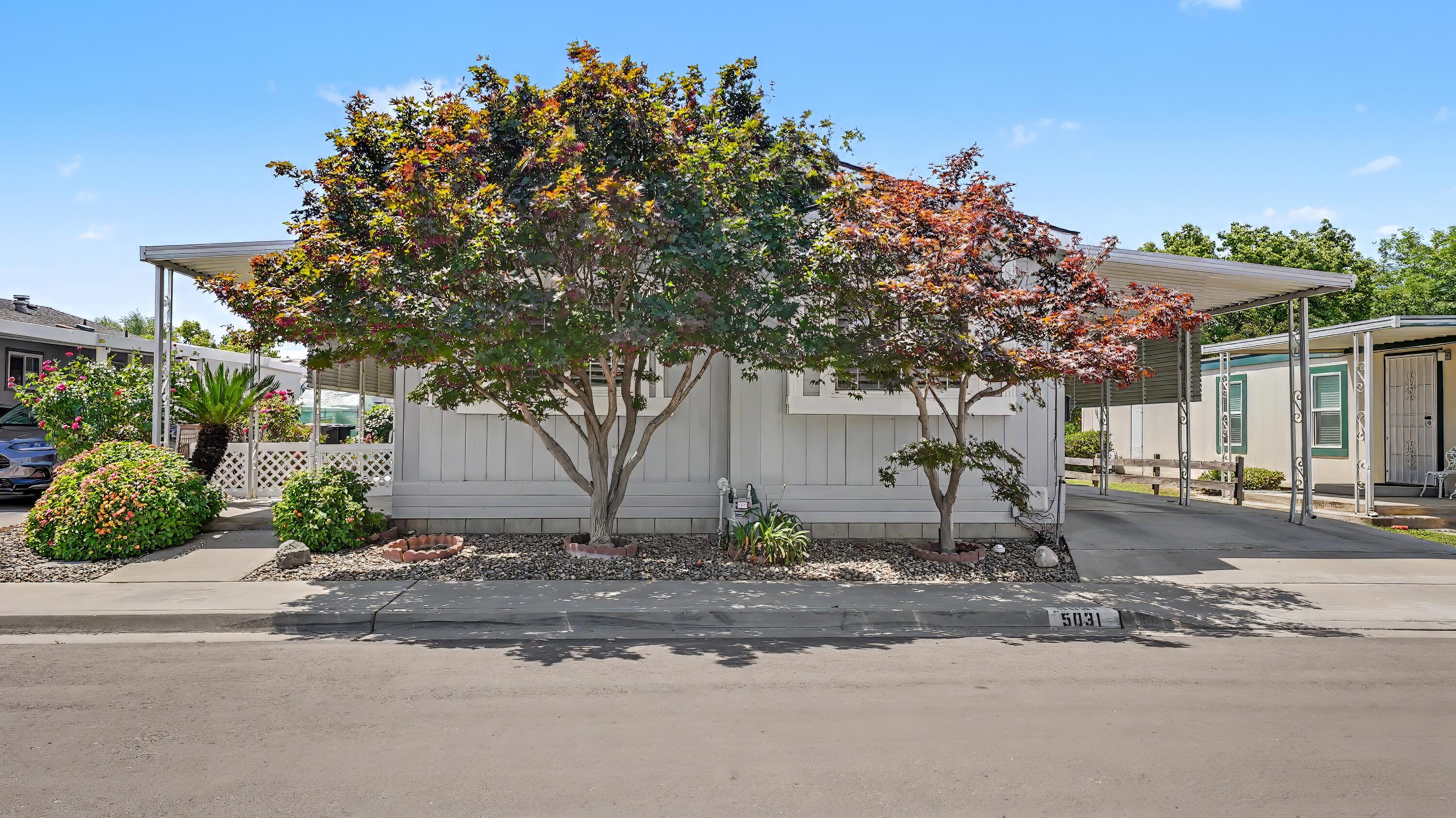 5031 W La Vida Ave ##95, Visalia, CA 93277