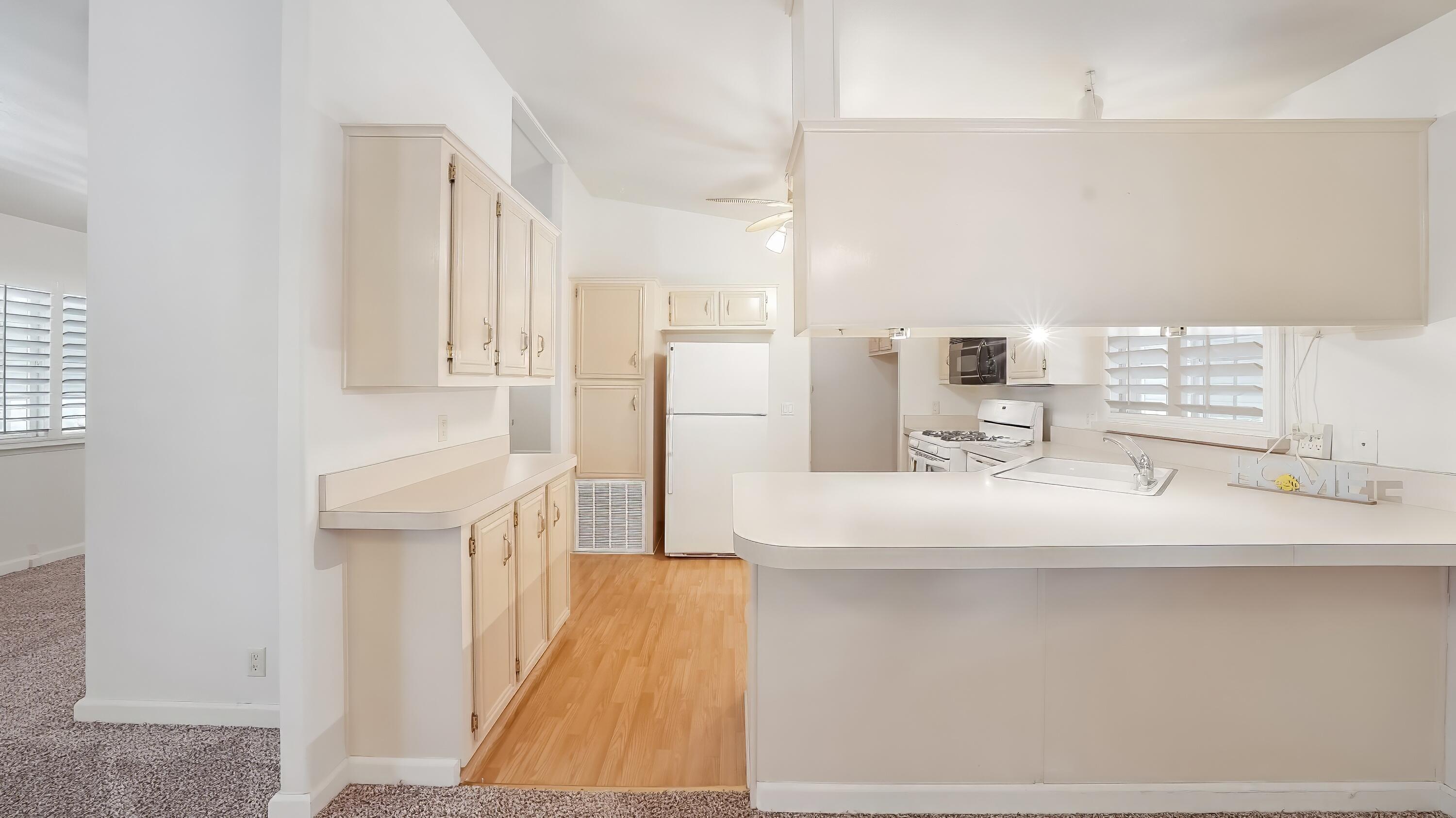5031 W La Vida Ave ##95, Visalia, CA 93277